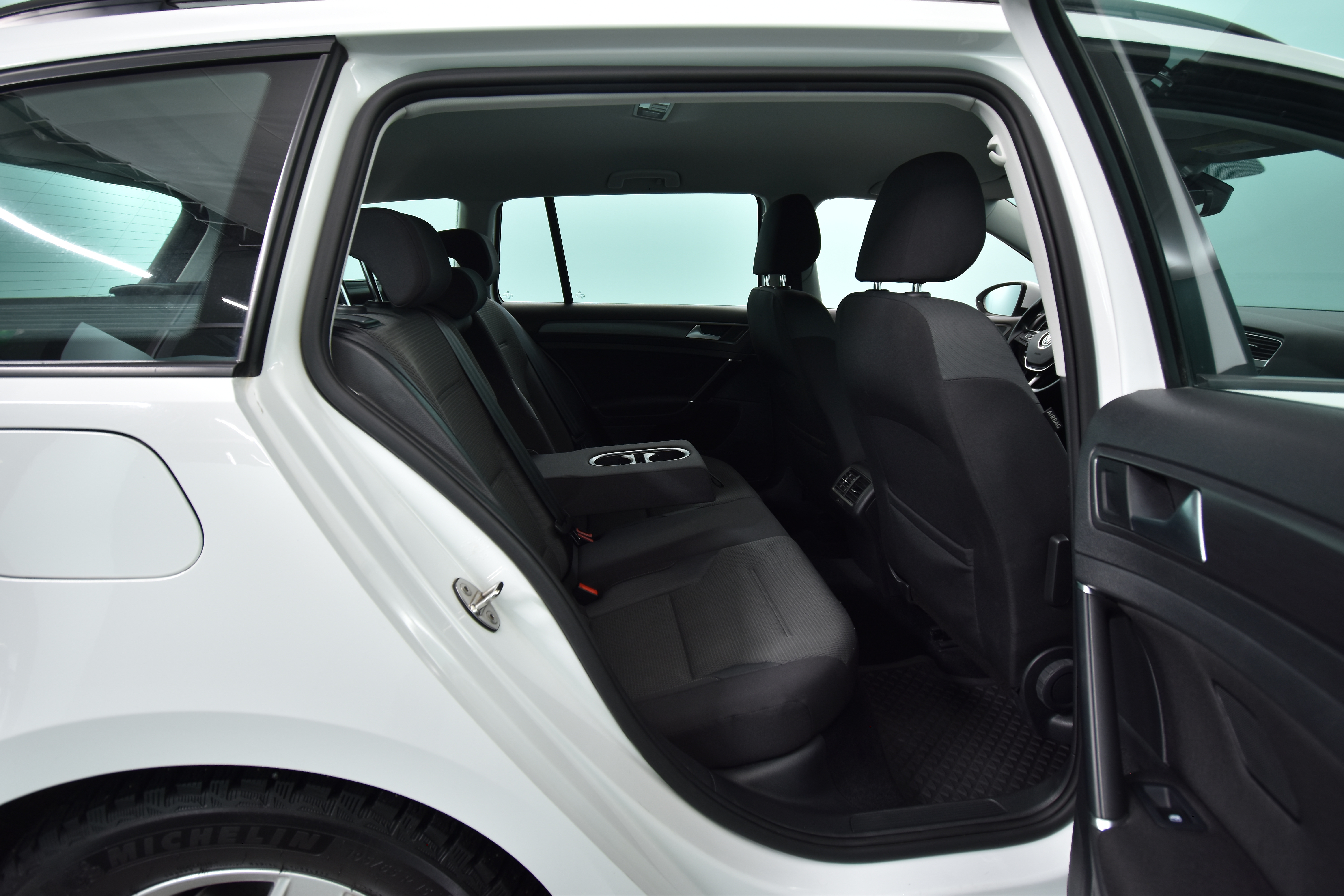 VOLKSWAGEN Golf 2017