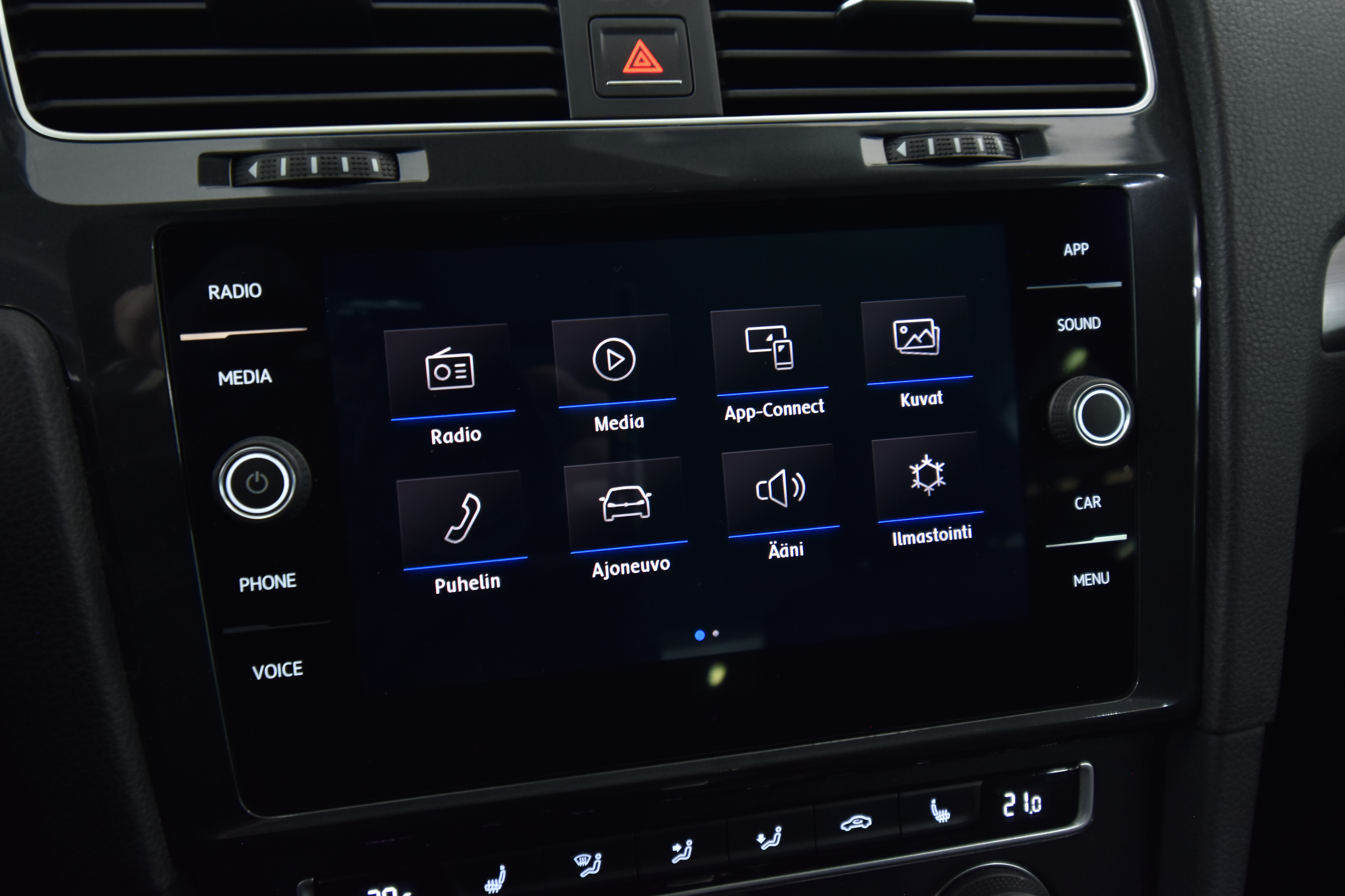 VOLKSWAGEN Golf 2017