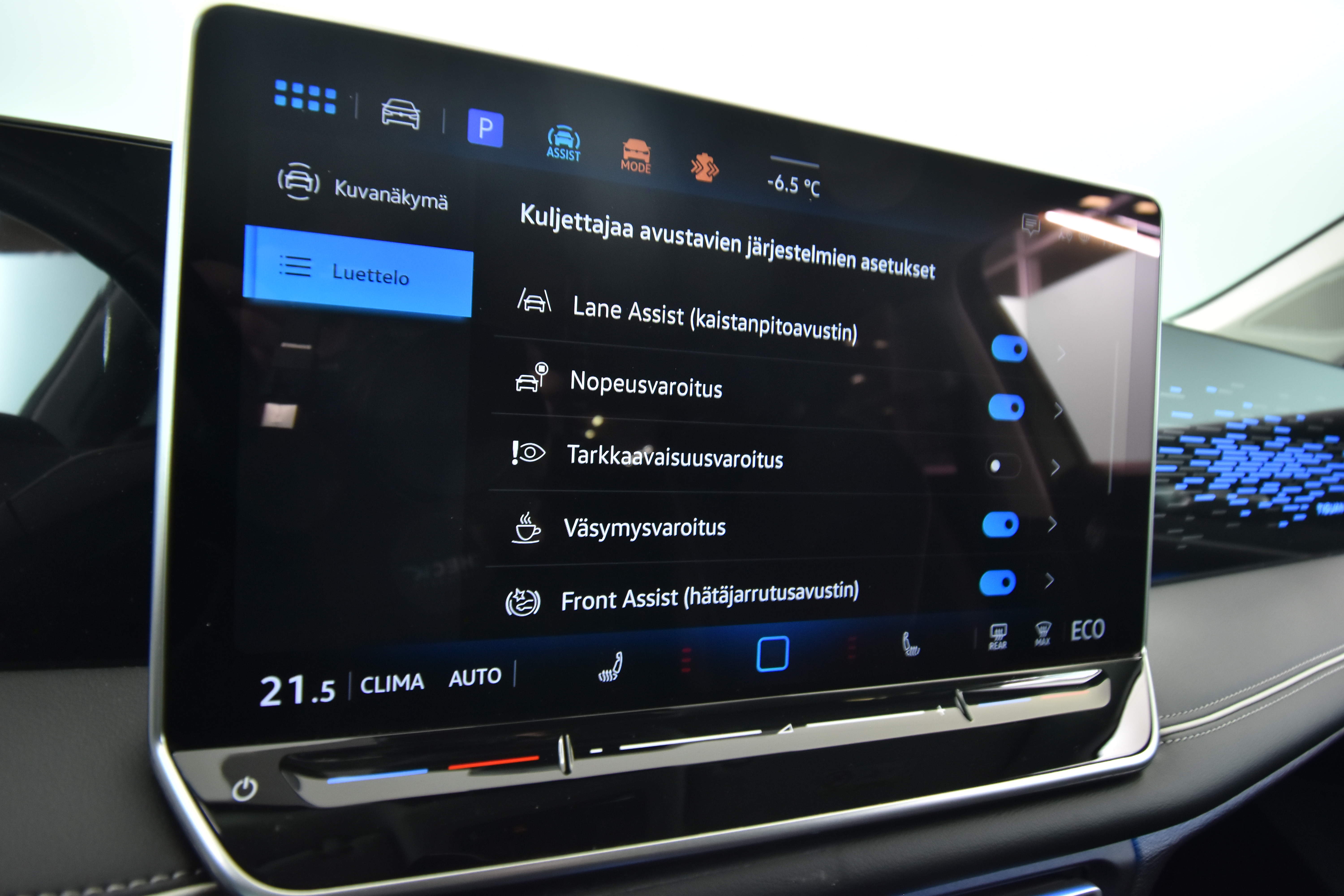 VOLKSWAGEN Tiguan 2024