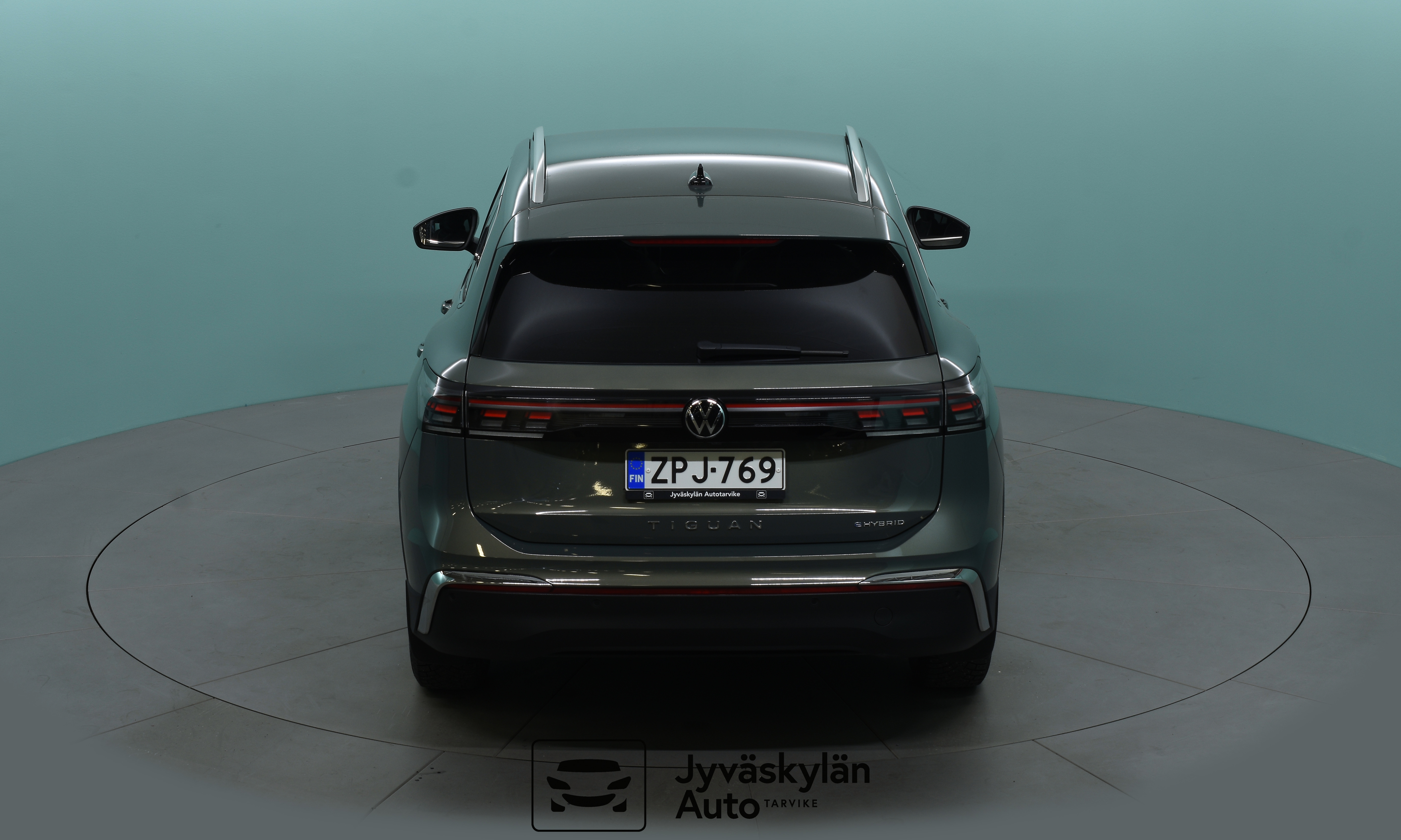 VOLKSWAGEN Tiguan 2024