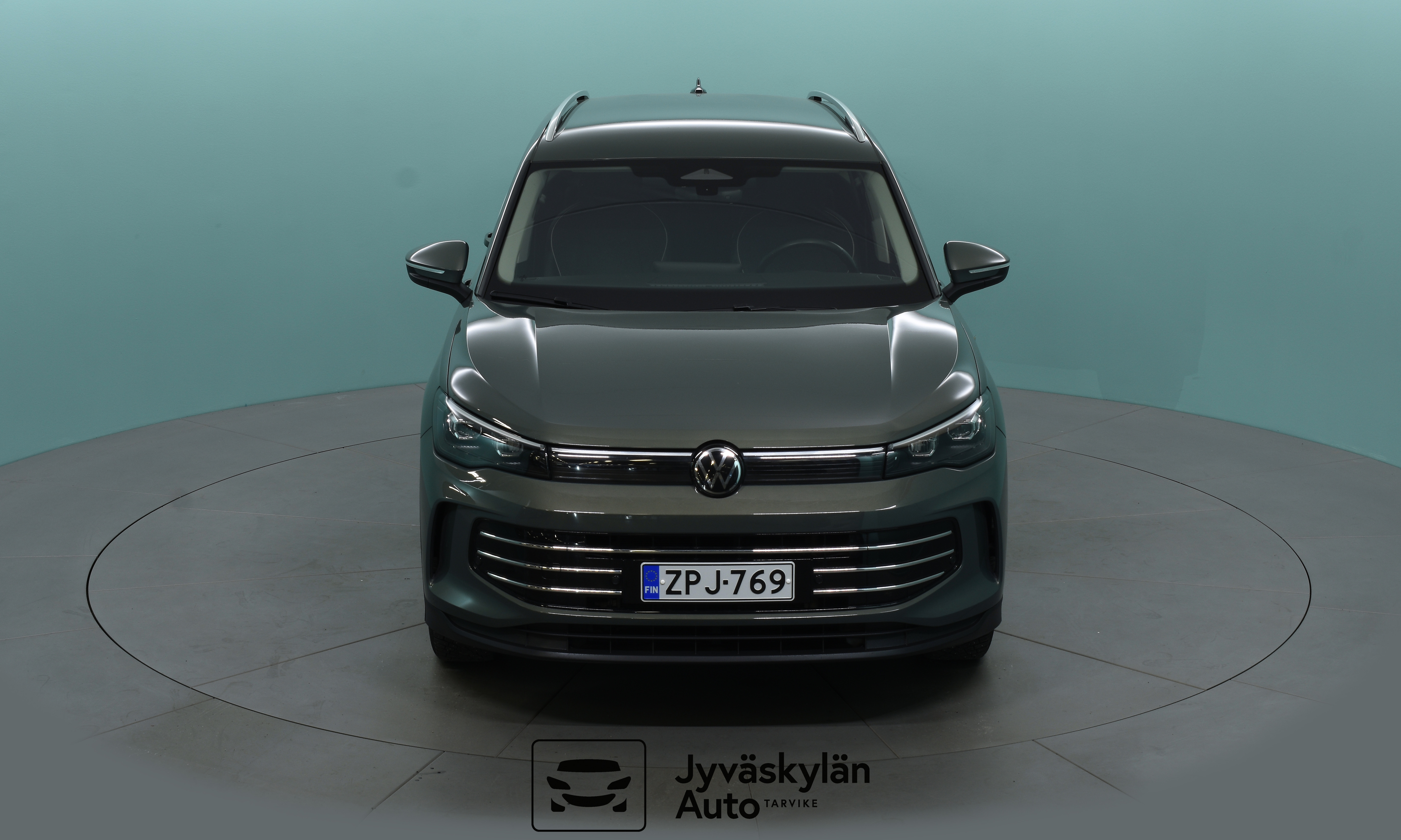 VOLKSWAGEN Tiguan 2024