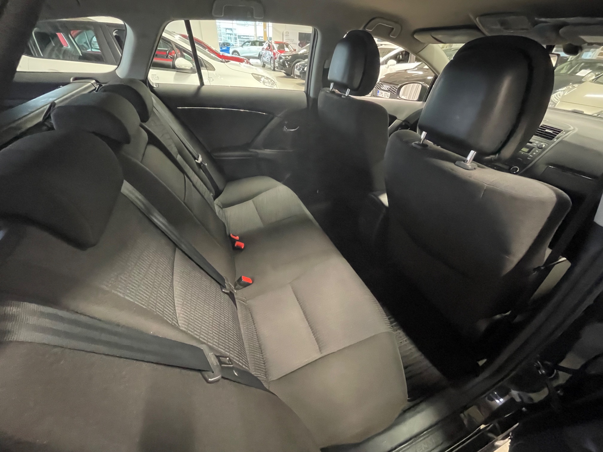 TOYOTA AVENSIS 1,8 Valvematic Linea Sol Wagon