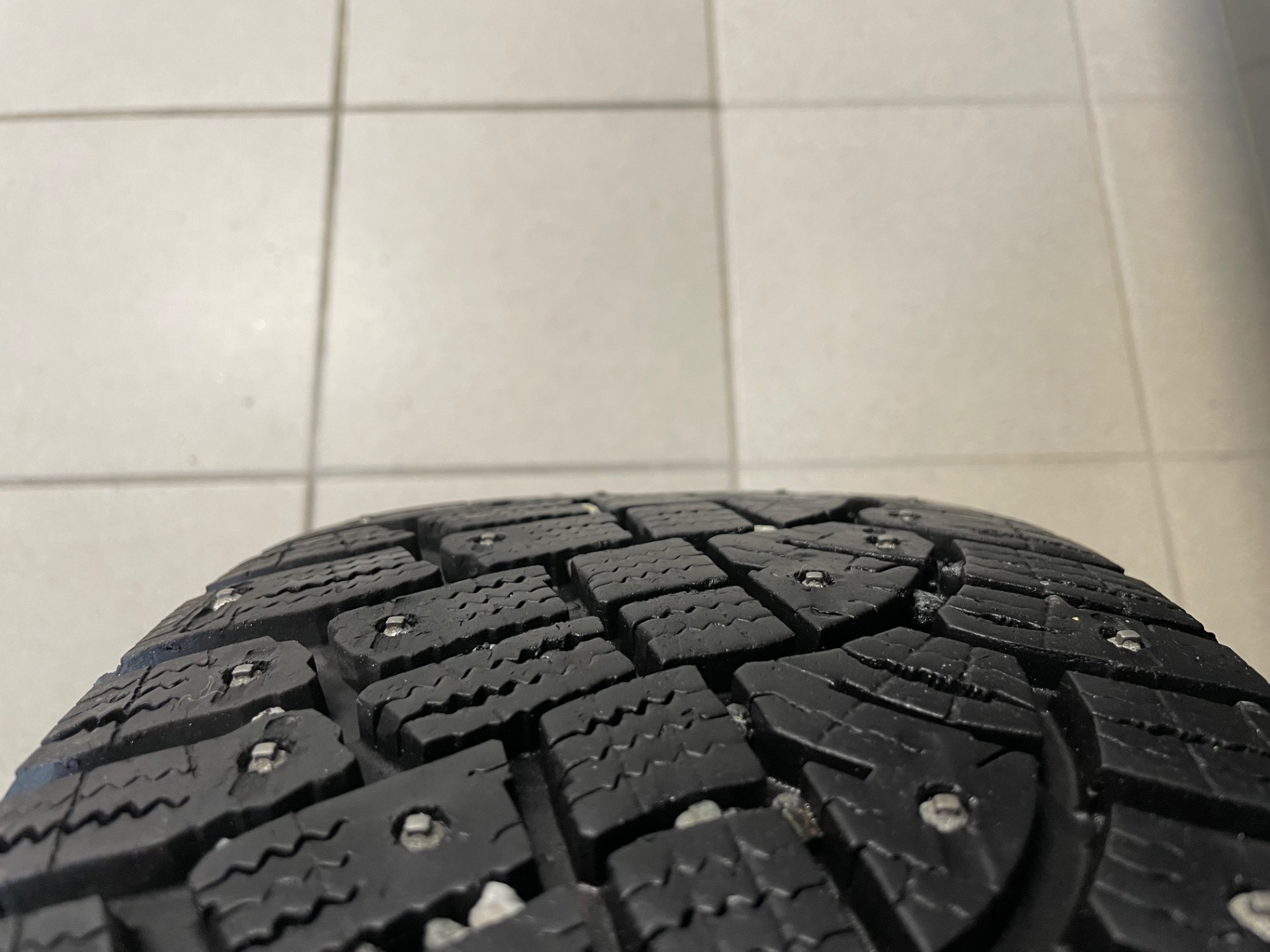 NISSAN Juke DIG-T 115 Acenta 2WD 6M/T Tech Pack / 360 kamera / Navi / Jakoketju vaihdettu