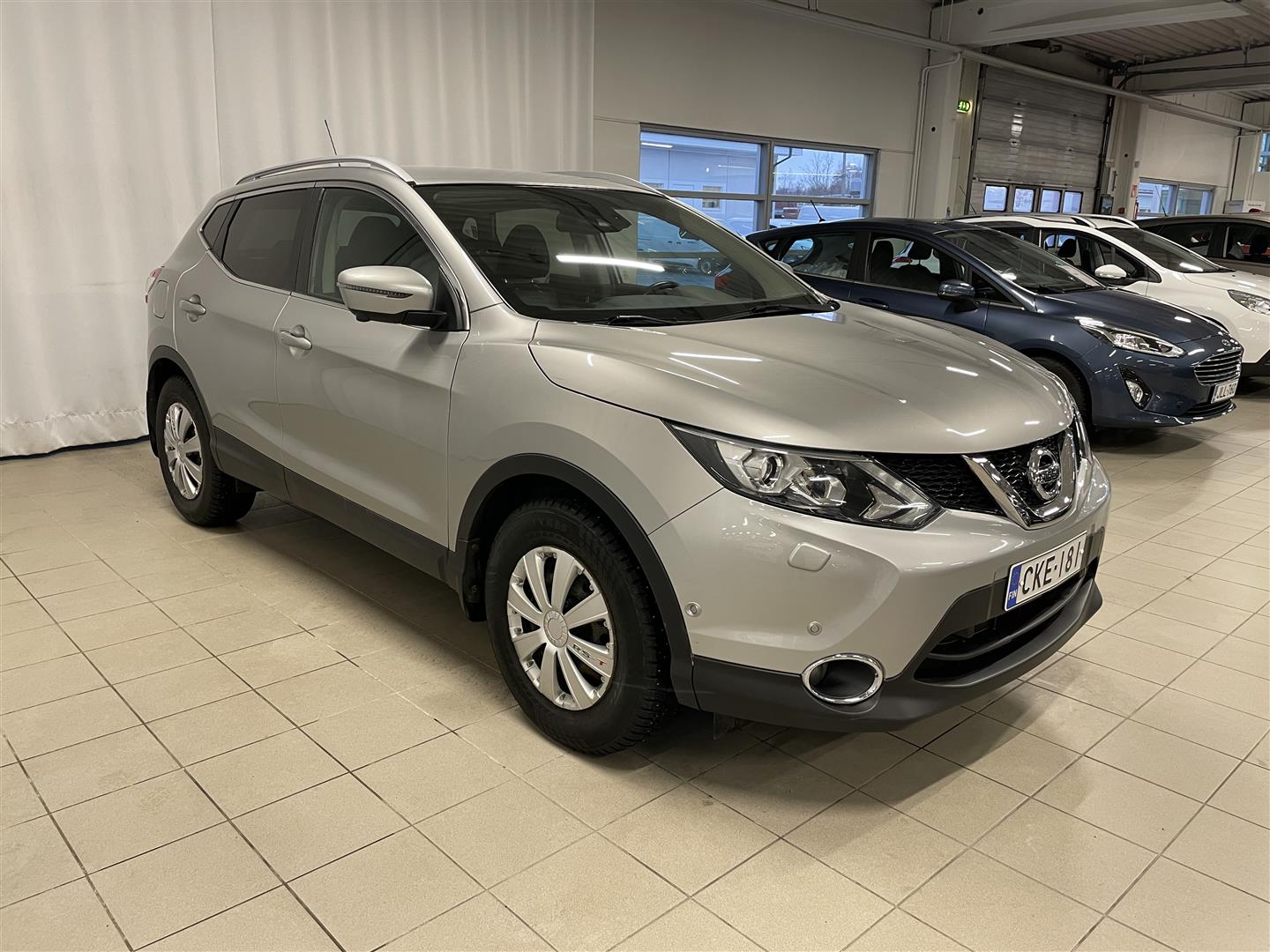 NISSAN QASHQAI DIG-T 115 Business 360 2WD Xtronic E6 Leather / 1-omistaja /