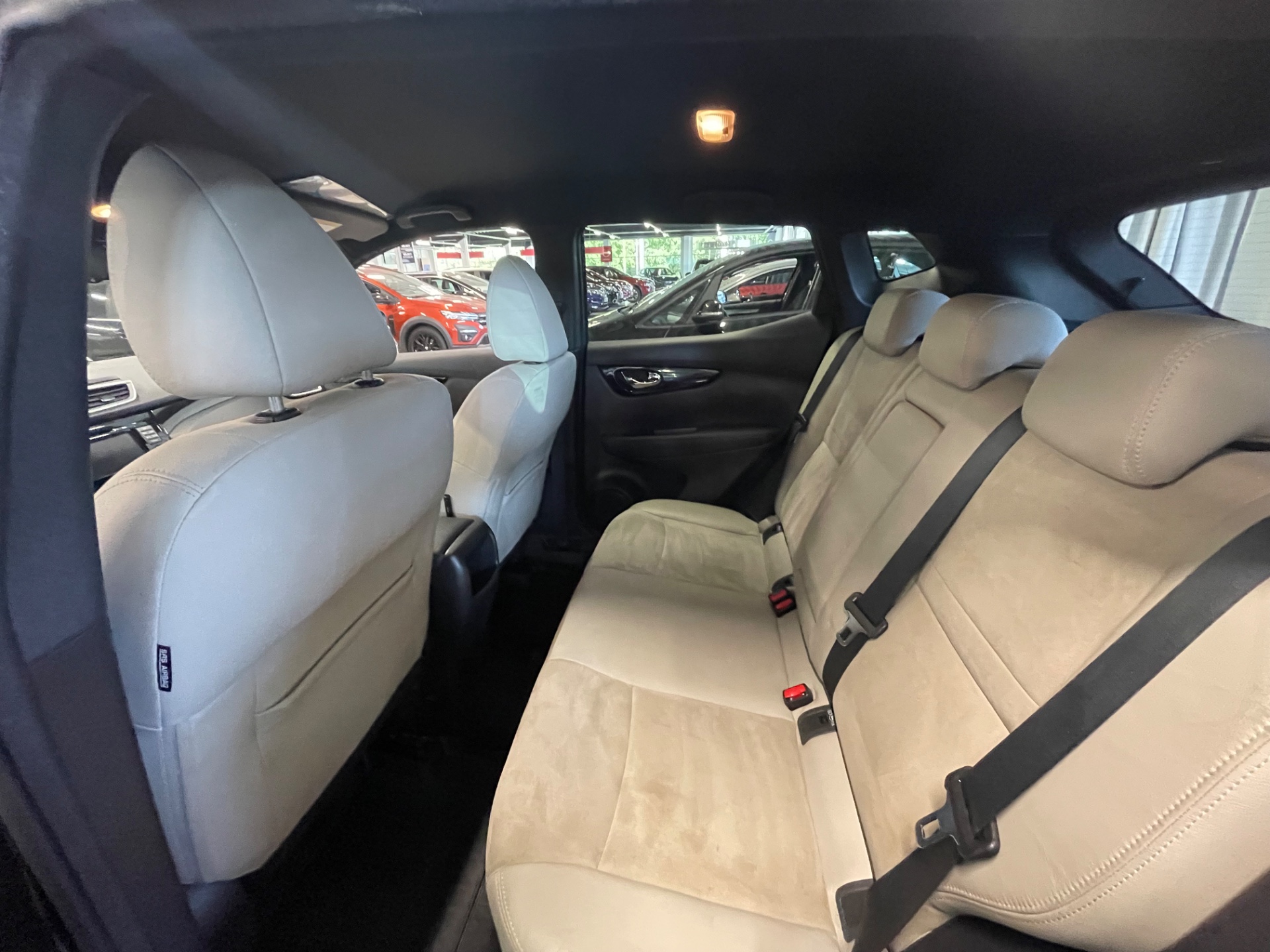 NISSAN QASHQAI dCi 130 Business 360 2WD Xtronic Alcantara / Juuri huollettu
