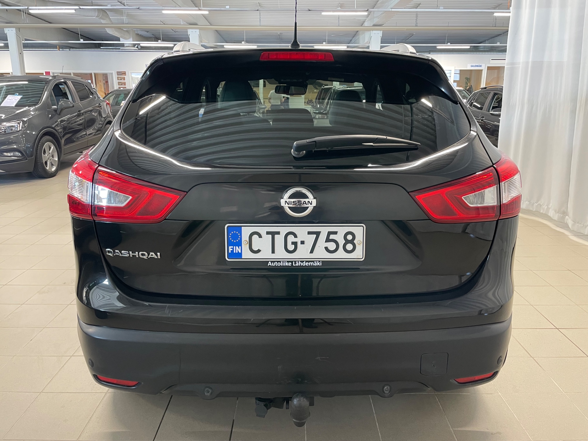 NISSAN QASHQAI dCi 130 Business 360 2WD Xtronic Alcantara / Juuri huollettu