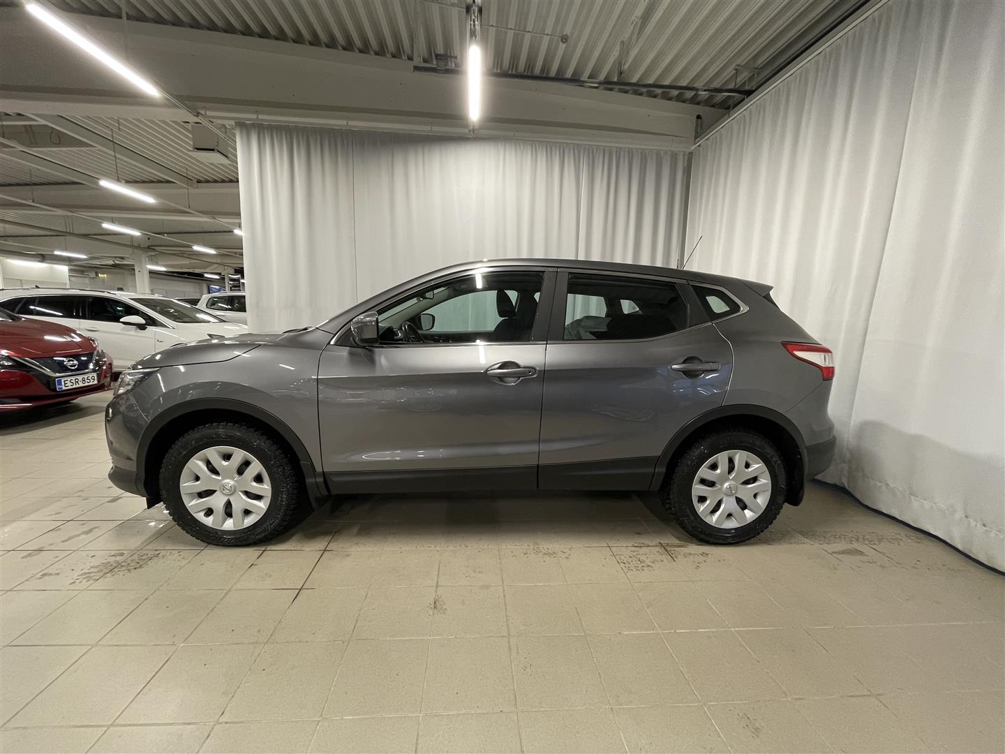 NISSAN QASHQAI DIG-T 115 Acenta 2WD 6M/T Safety Pack