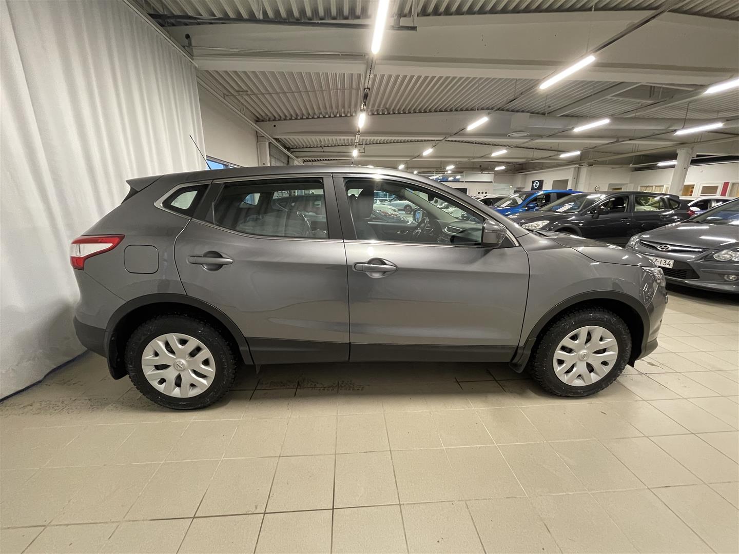 NISSAN QASHQAI DIG-T 115 Acenta 2WD 6M/T Safety Pack