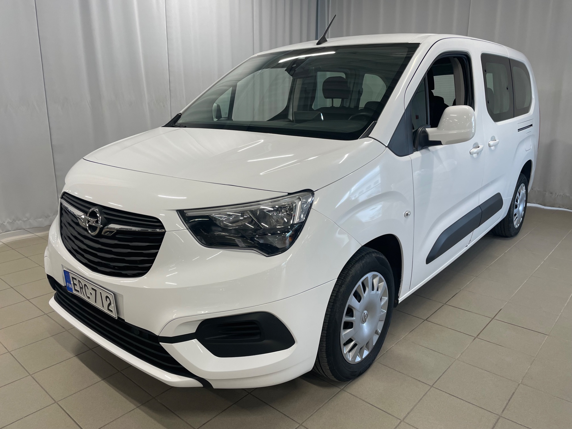 OPEL COMBO Life XL Enjoy 1,5 DT ECOTEC Start/Stop 75 kW MT5