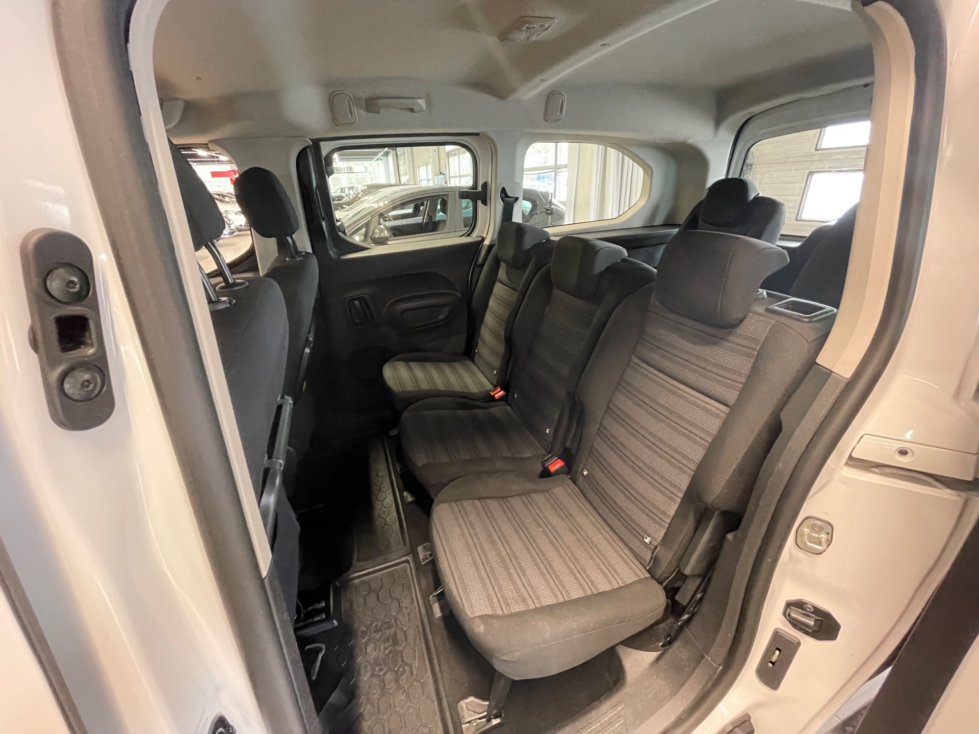 OPEL COMBO Life XL Enjoy 1,5 DT ECOTEC Start/Stop 75 kW MT5