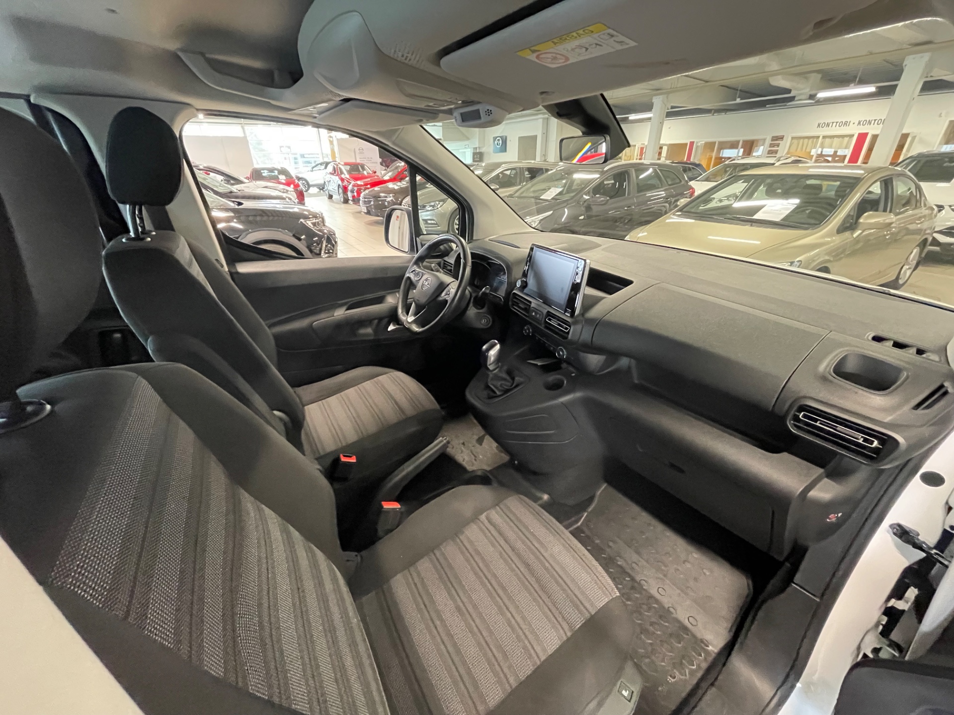 OPEL COMBO Life XL Enjoy 1,5 DT ECOTEC Start/Stop 75 kW MT5