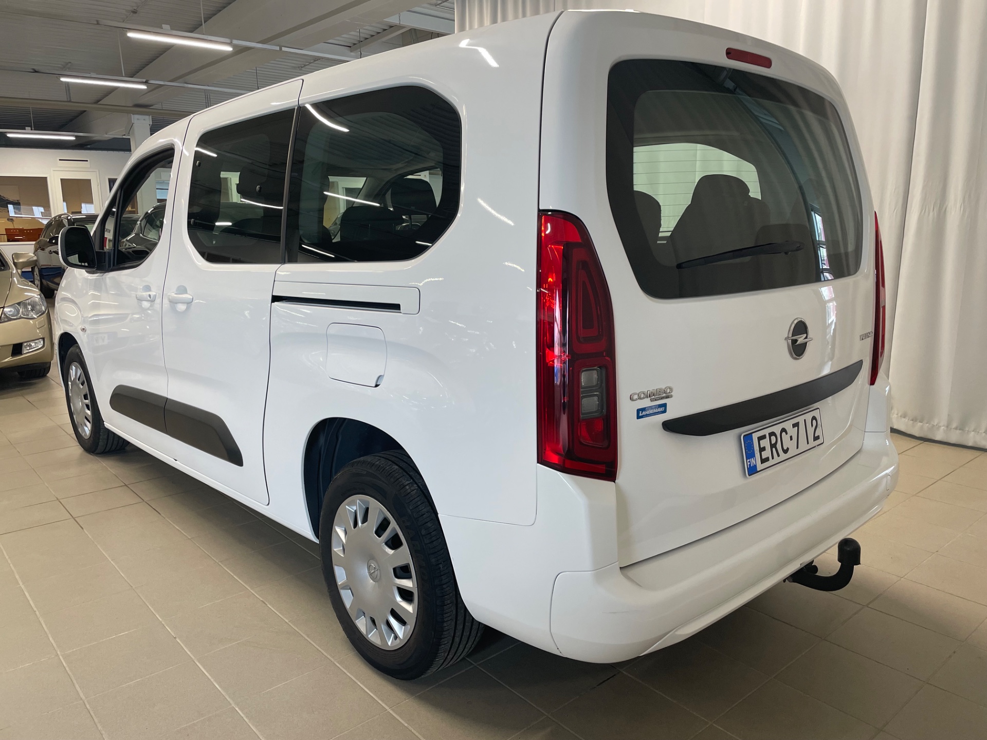 OPEL COMBO Life XL Enjoy 1,5 DT ECOTEC Start/Stop 75 kW MT5