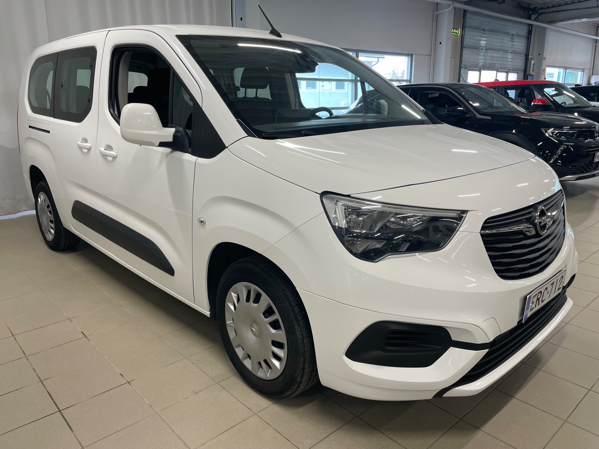 OPEL COMBO Life XL Enjoy 1,5 DT ECOTEC Start/Stop 75 kW MT5