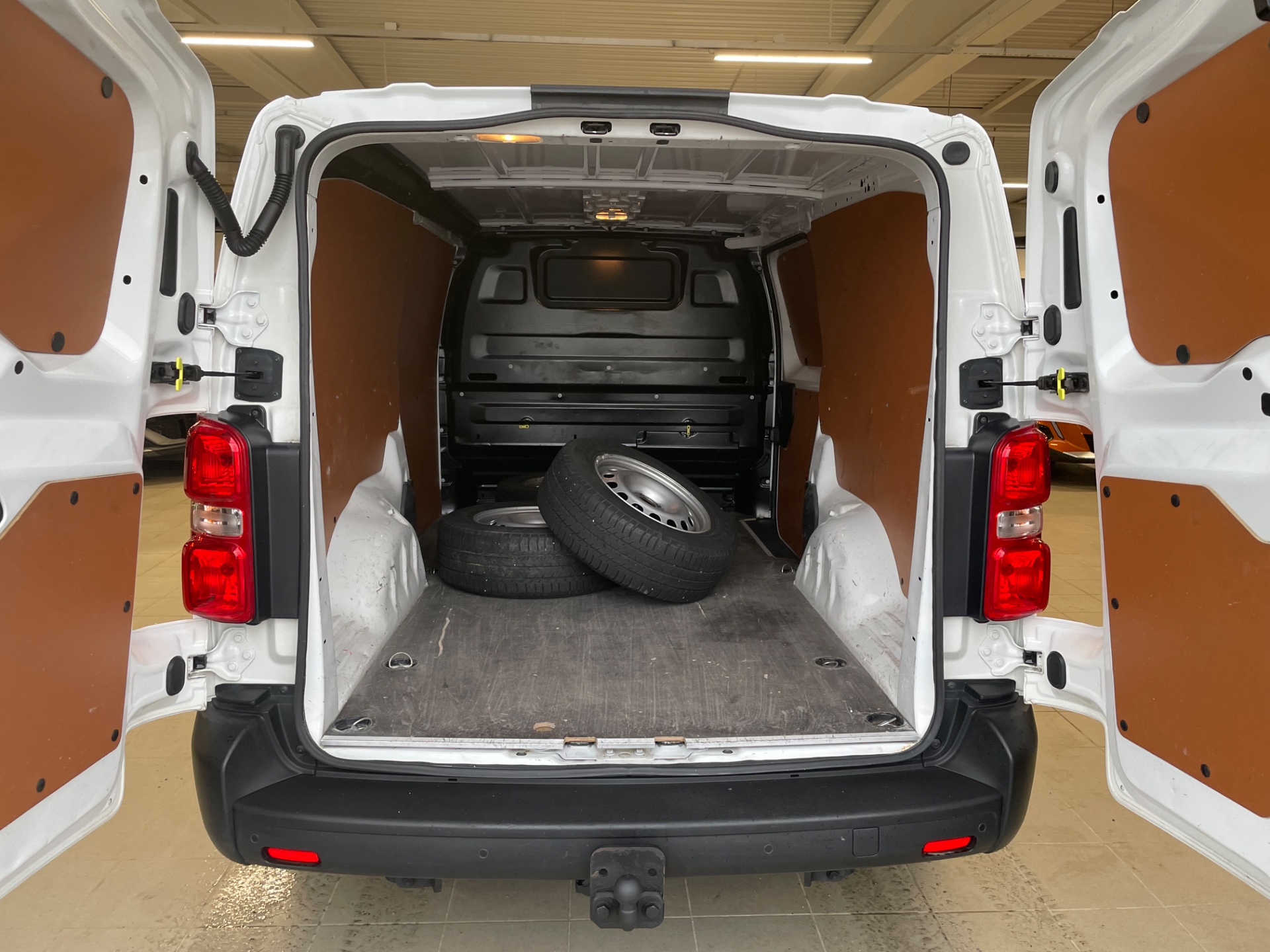 OPEL VIVARO Van Comfort L 120 D Turbo A S/S / 1-omistaja / ALV-vähennyskelpoinen
