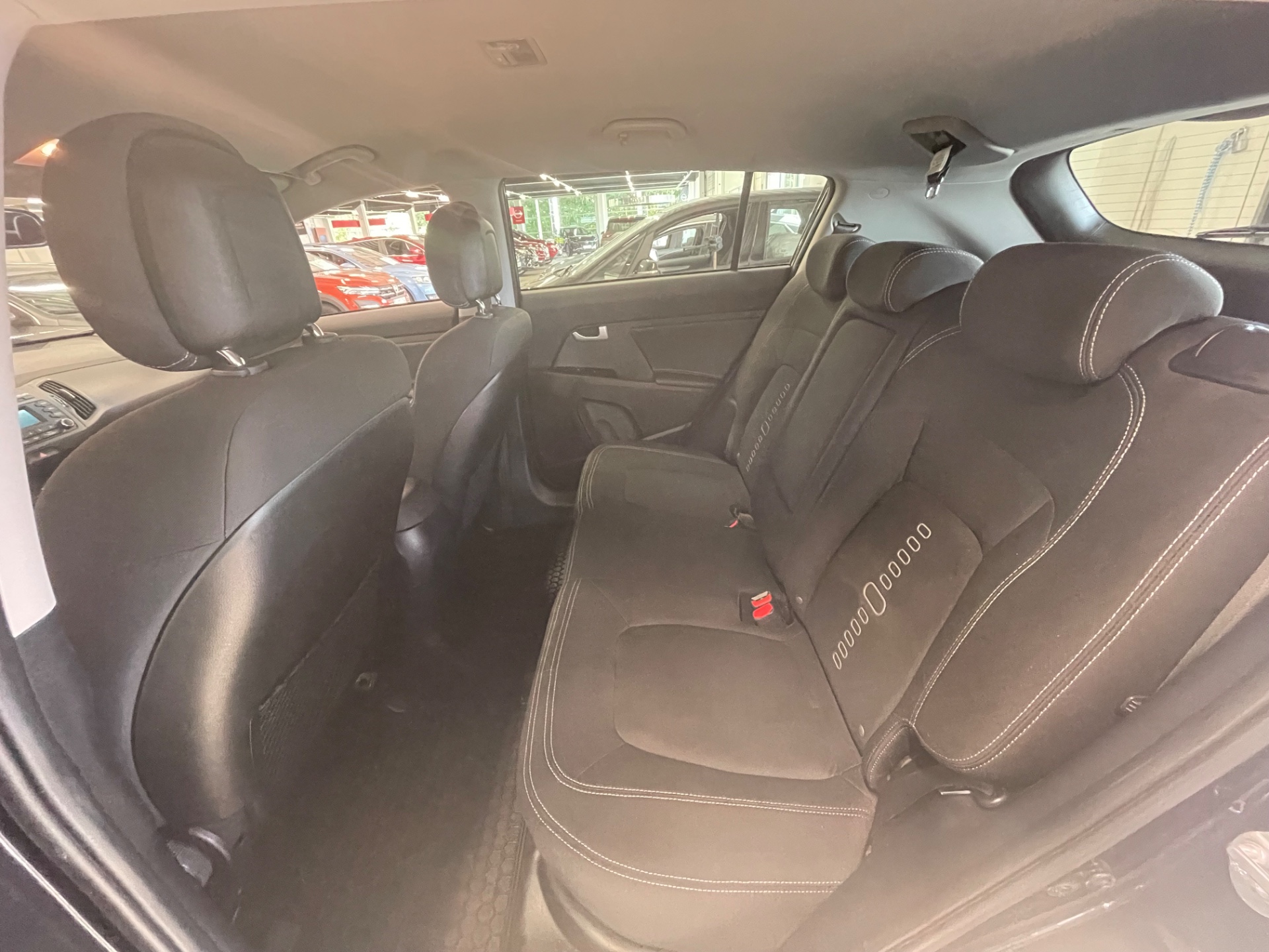 KIA Sportage 1,6 ISG Urban Active EcoDynamics / Uudet kesä- ja talvirenkaat / Tuulilasi vaihdettu