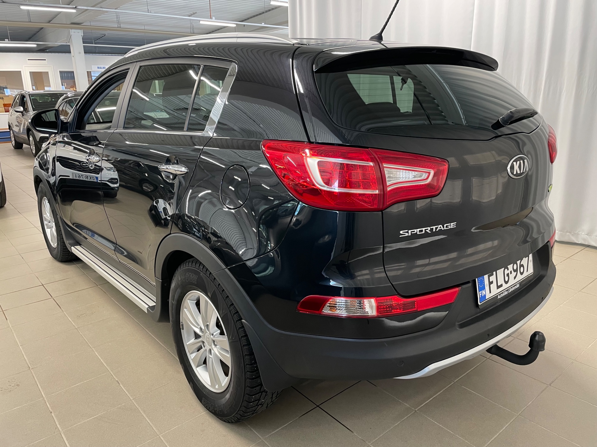 KIA Sportage 1,6 ISG Urban Active EcoDynamics / Uudet kesä- ja talvirenkaat / Tuulilasi vaihdettu