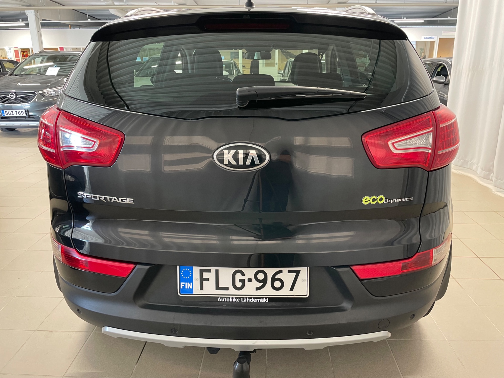 KIA Sportage 1,6 ISG Urban Active EcoDynamics / Uudet kesä- ja talvirenkaat / Tuulilasi vaihdettu