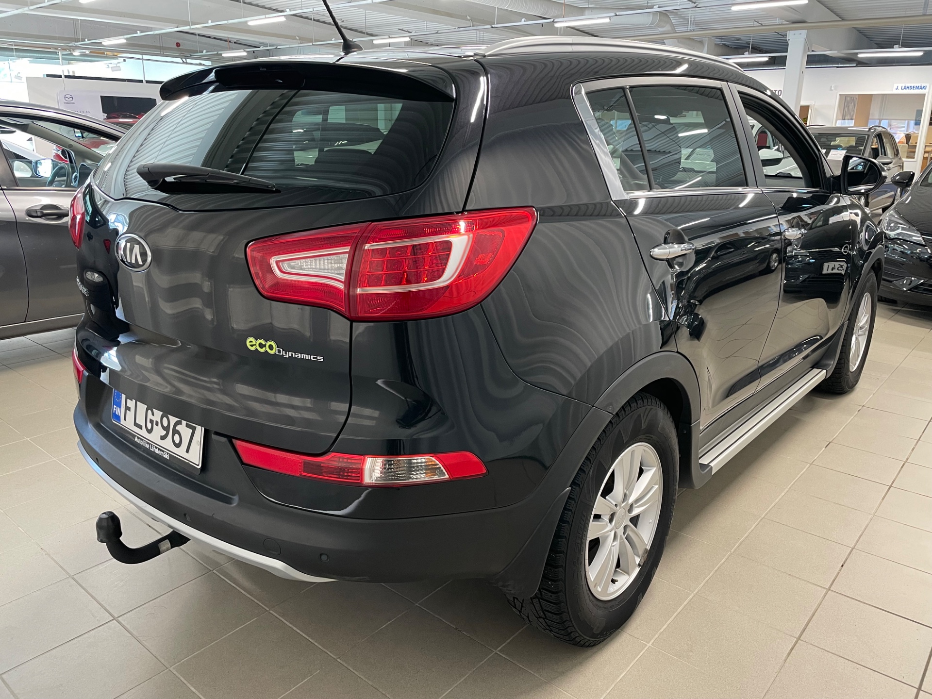 KIA Sportage 1,6 ISG Urban Active EcoDynamics / Uudet kesä- ja talvirenkaat / Tuulilasi vaihdettu