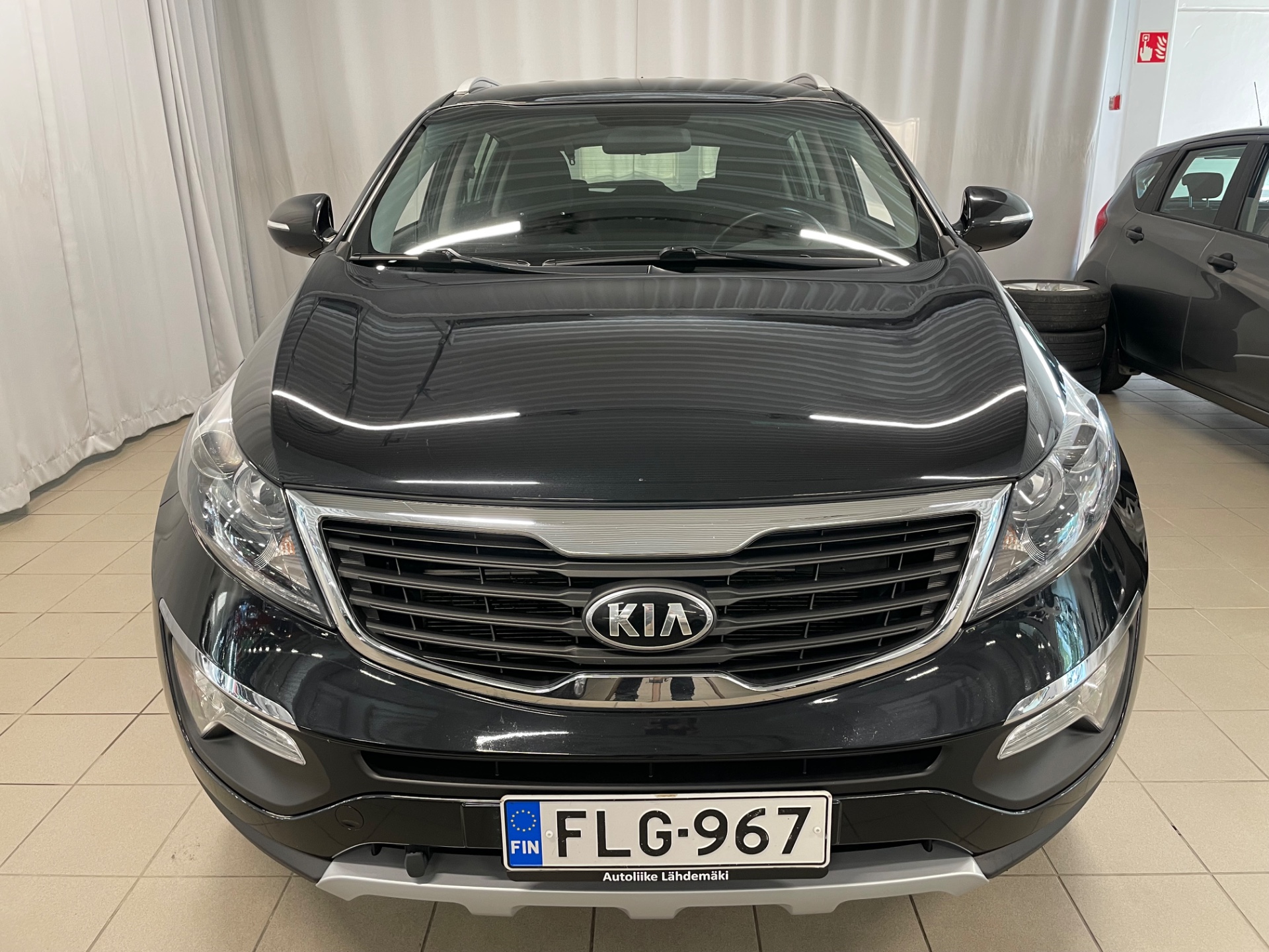KIA Sportage 1,6 ISG Urban Active EcoDynamics / Uudet kesä- ja talvirenkaat / Tuulilasi vaihdettu