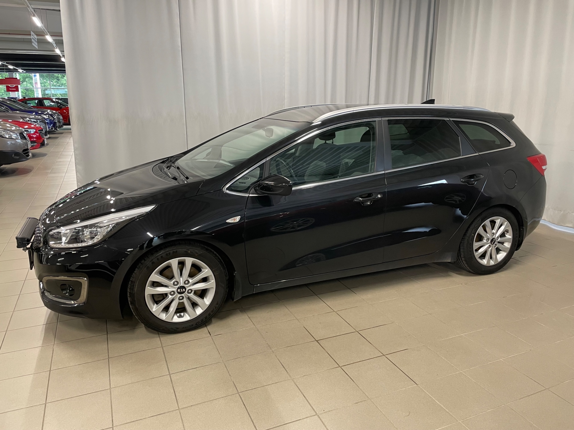 KIA cee'd 1,0 ISG 100hv Edition 7 SW EcoDynamics / Juuri huollettu / Seuraava katsastus 2027