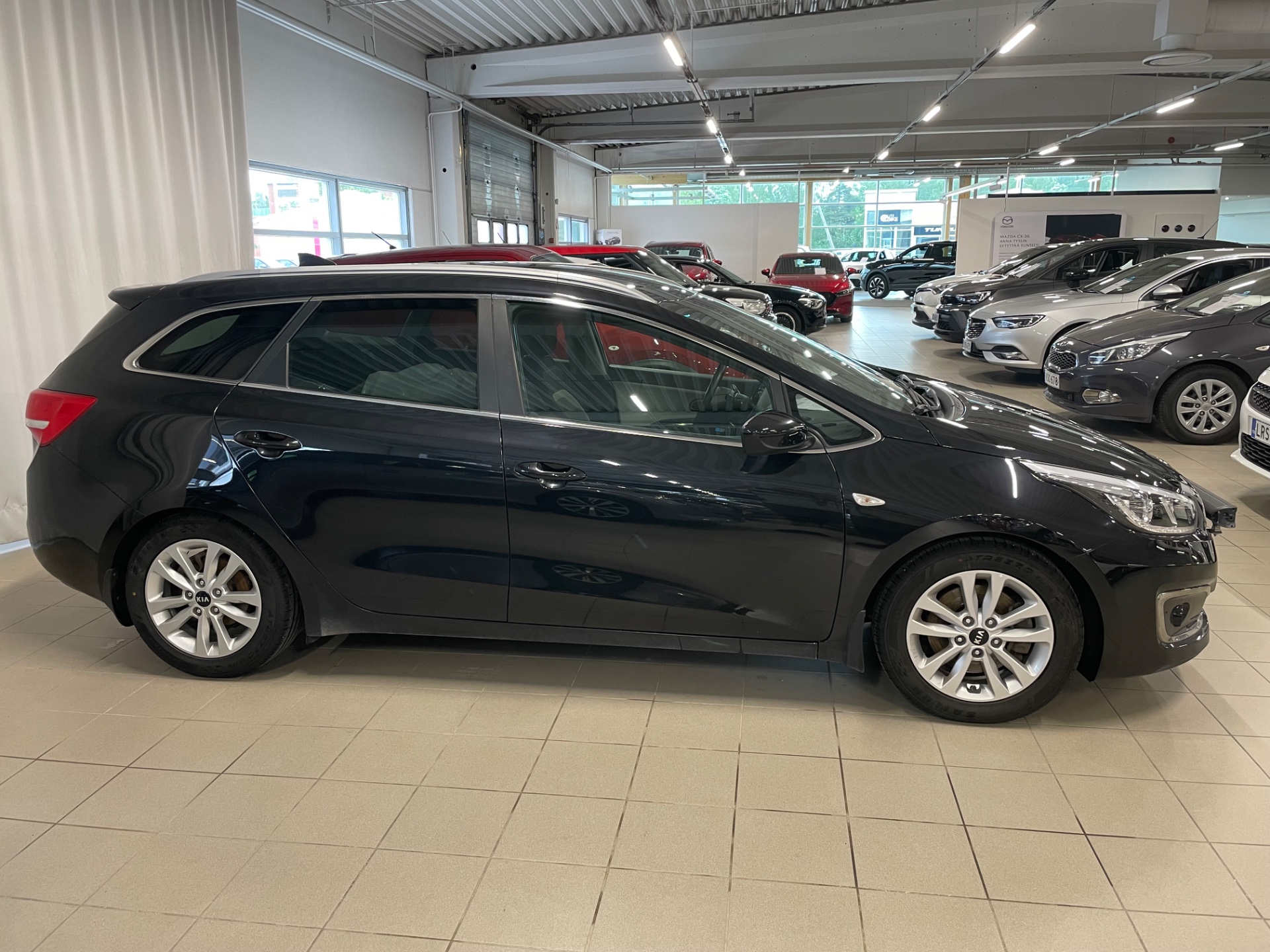KIA cee'd 1,0 ISG 100hv Edition 7 SW EcoDynamics / Juuri huollettu / Seuraava katsastus 2027