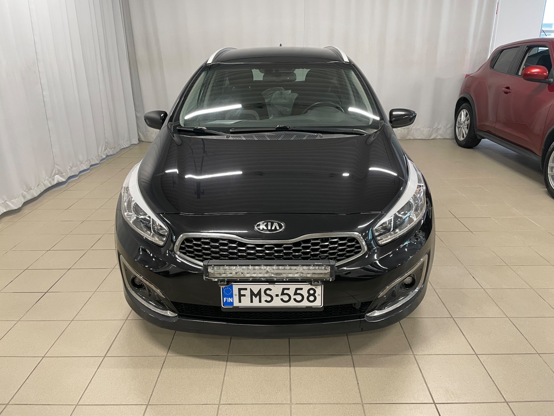 KIA cee'd 1,0 ISG 100hv Edition 7 SW EcoDynamics / Juuri huollettu / Seuraava katsastus 2027