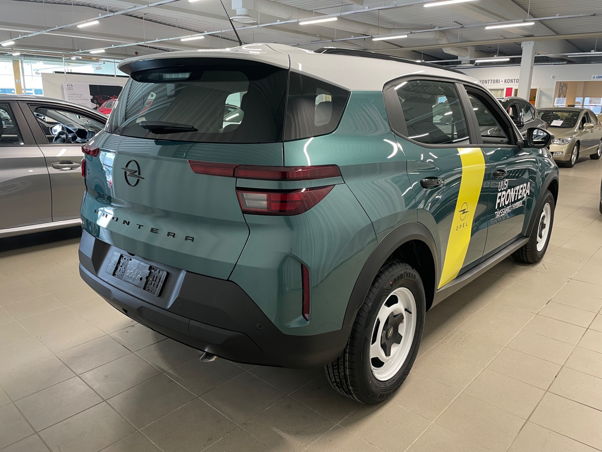 OPEL Frontera Launch Edition Hybrid 145 Automaatti