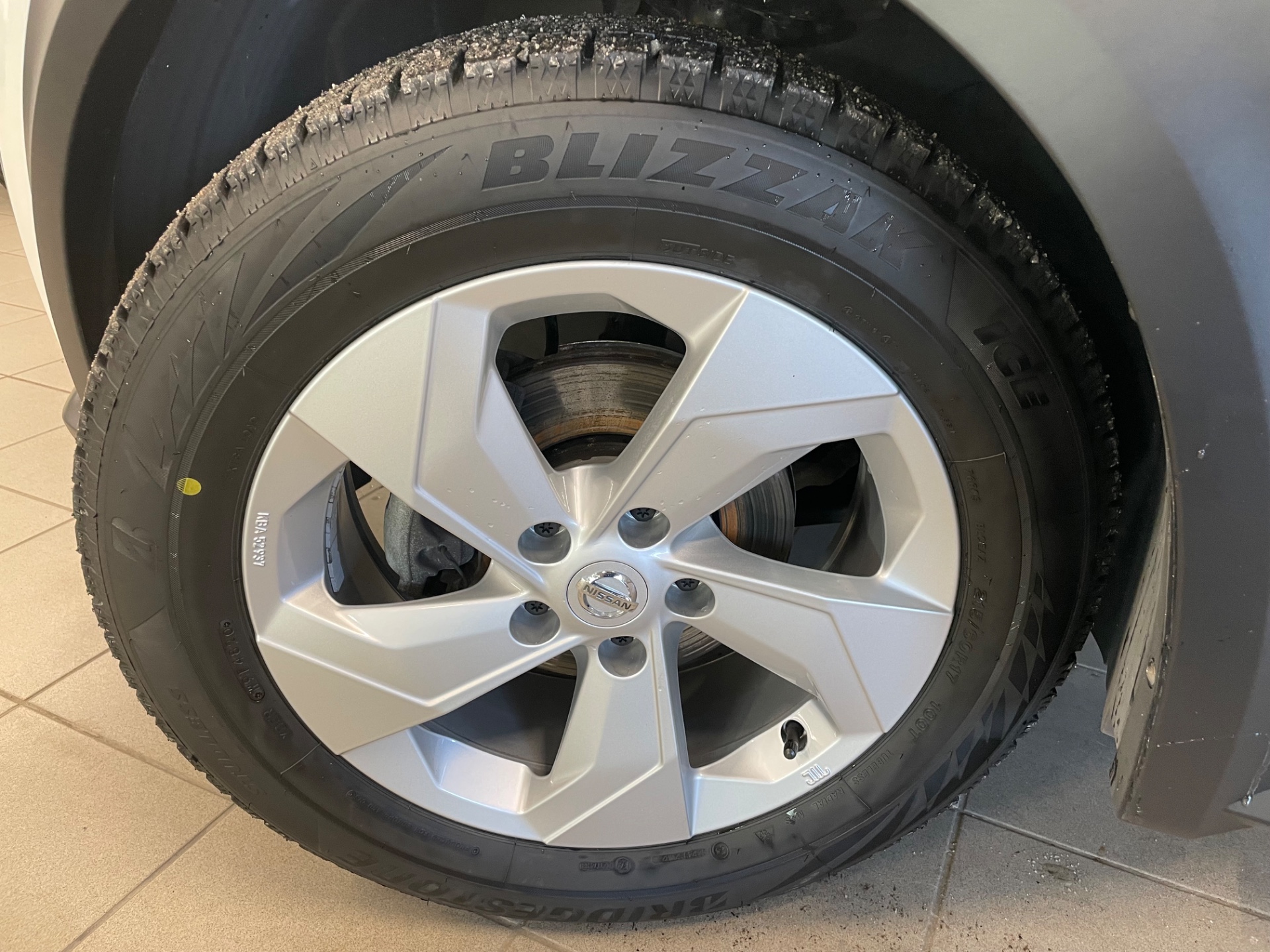 NISSAN Juke DIG-T 117HP 7DCT N-Connecta / Hyvät varusteet / Korkea maavara /