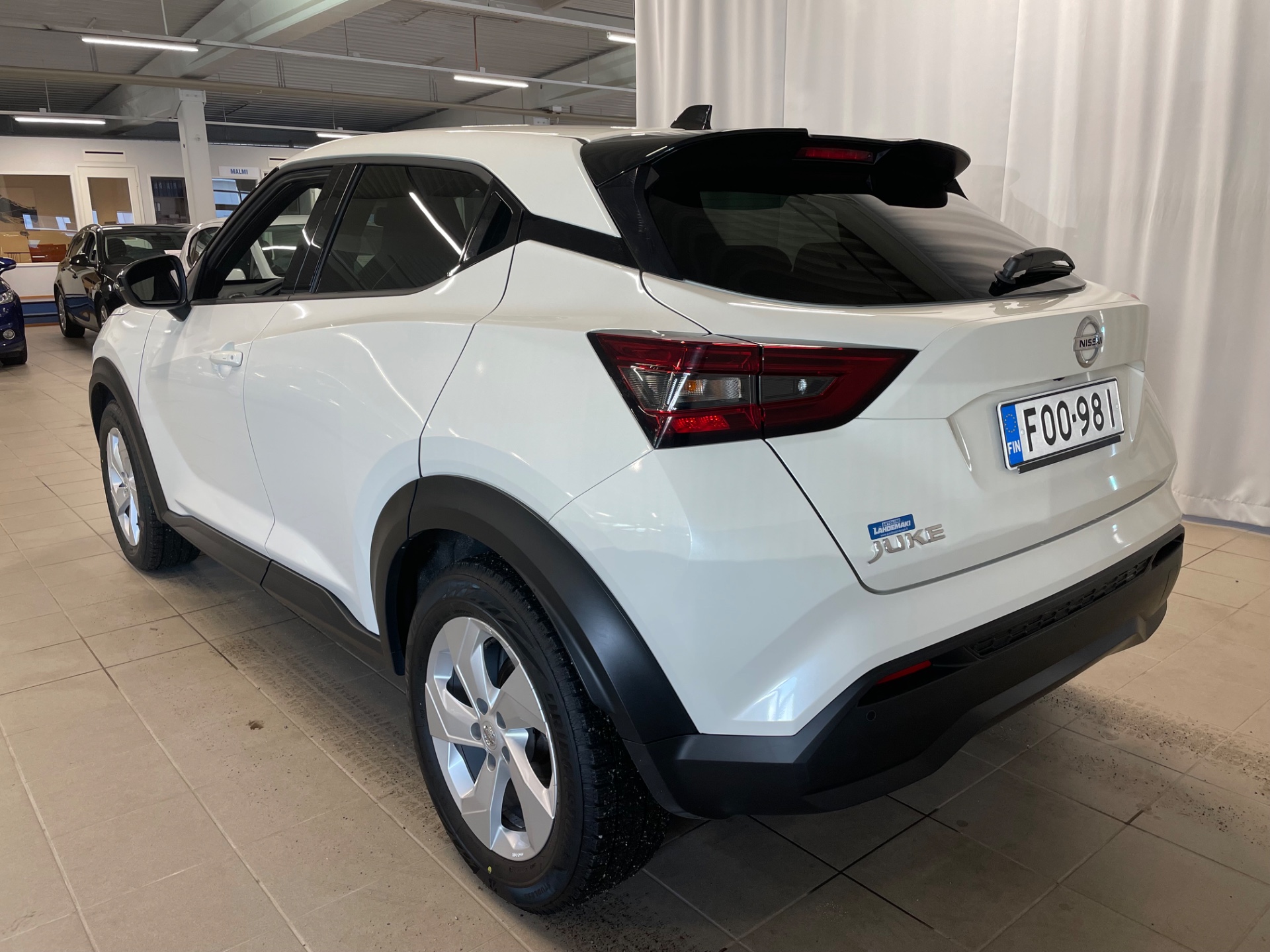 NISSAN Juke DIG-T 117HP 7DCT N-Connecta / Hyvät varusteet / Korkea maavara /