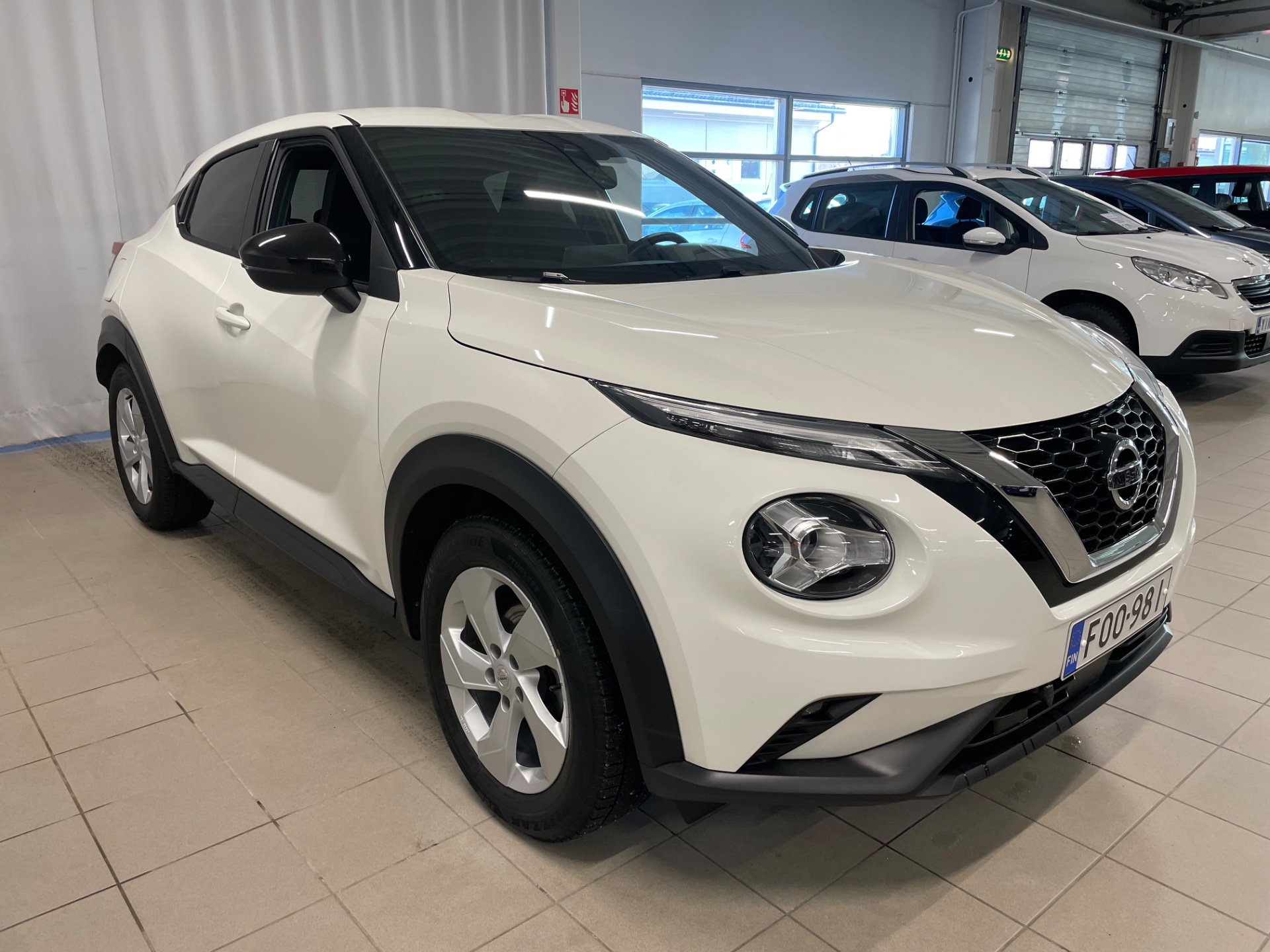 NISSAN Juke DIG-T 117HP 7DCT N-Connecta / Hyvät varusteet / Korkea maavara /