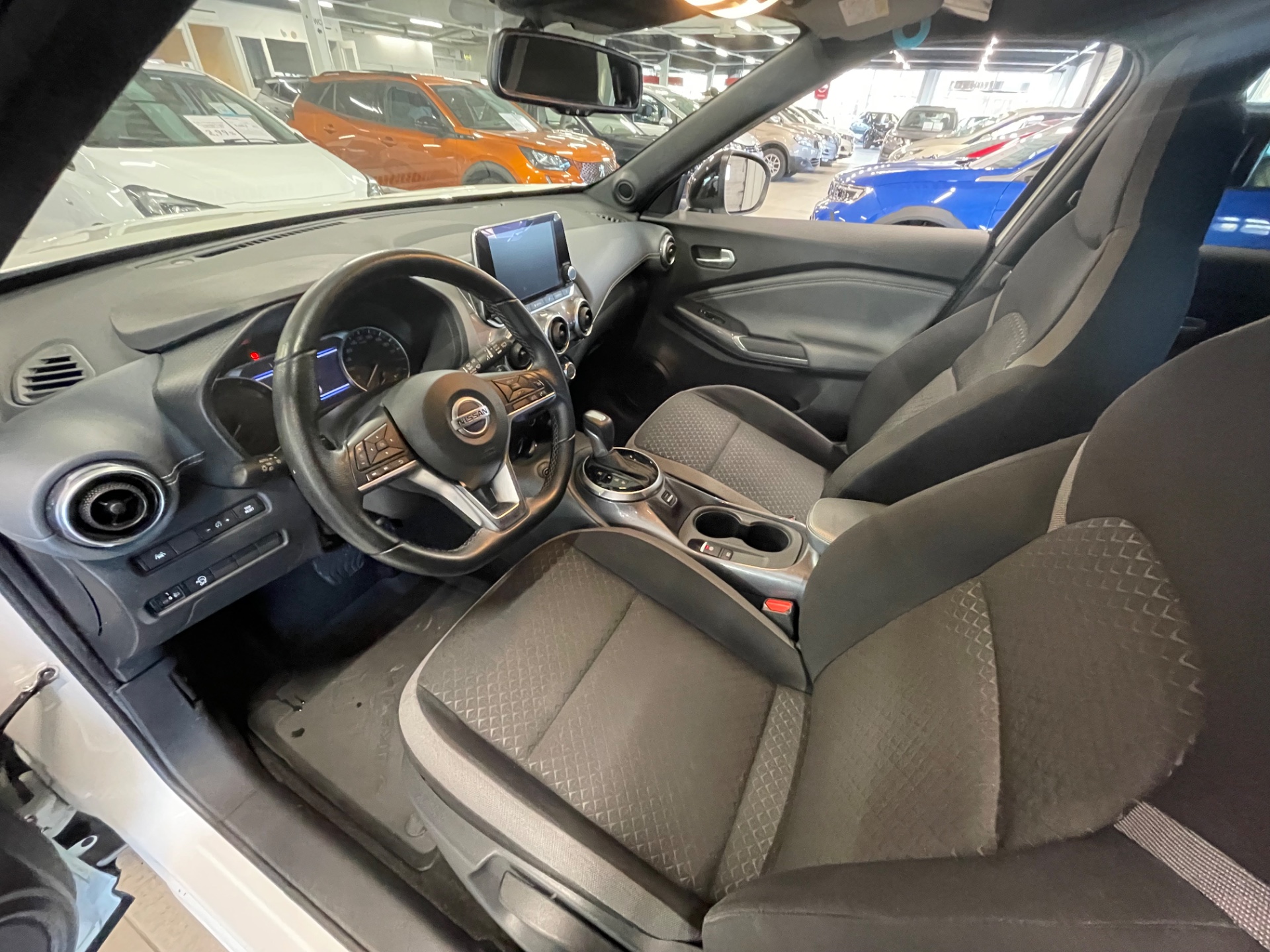 NISSAN Juke DIG-T 117HP 7DCT N-Connecta / Hyvät varusteet / Korkea maavara /