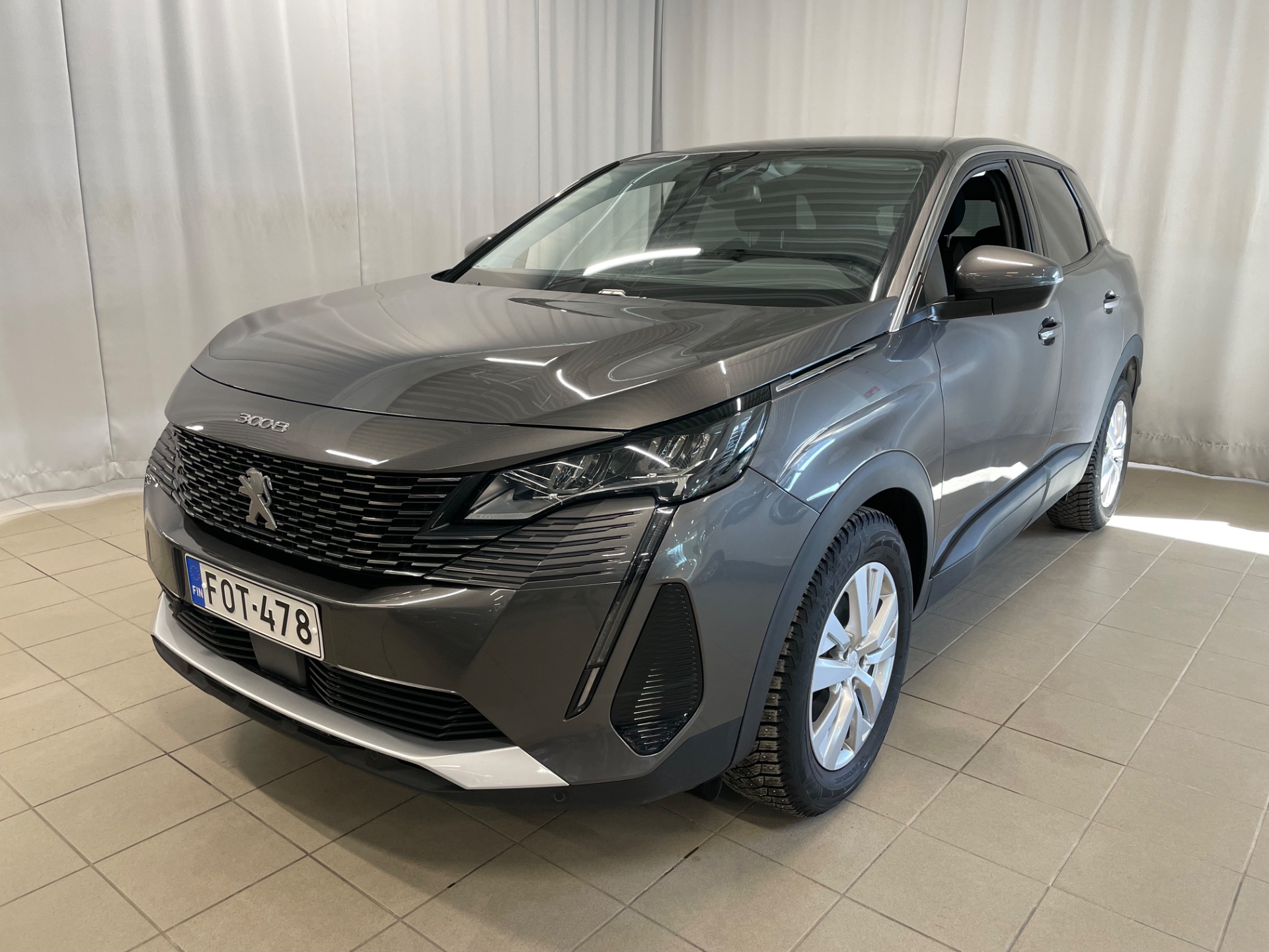 Peugeot 3008 Active Pack Motion PureTech 130 EAT8-automaatti / Täydellinen h-kirja / Korkotarjous 2,99% + kulut