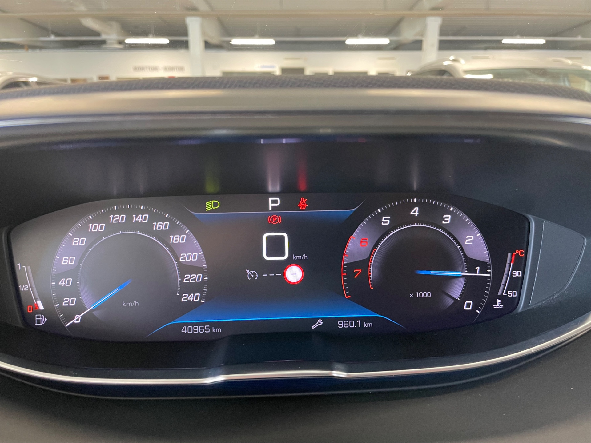 Peugeot 3008 Active Pack Motion PureTech 130 EAT8-automaatti / Täydellinen h-kirja / Korkotarjous 2,99% + kulut