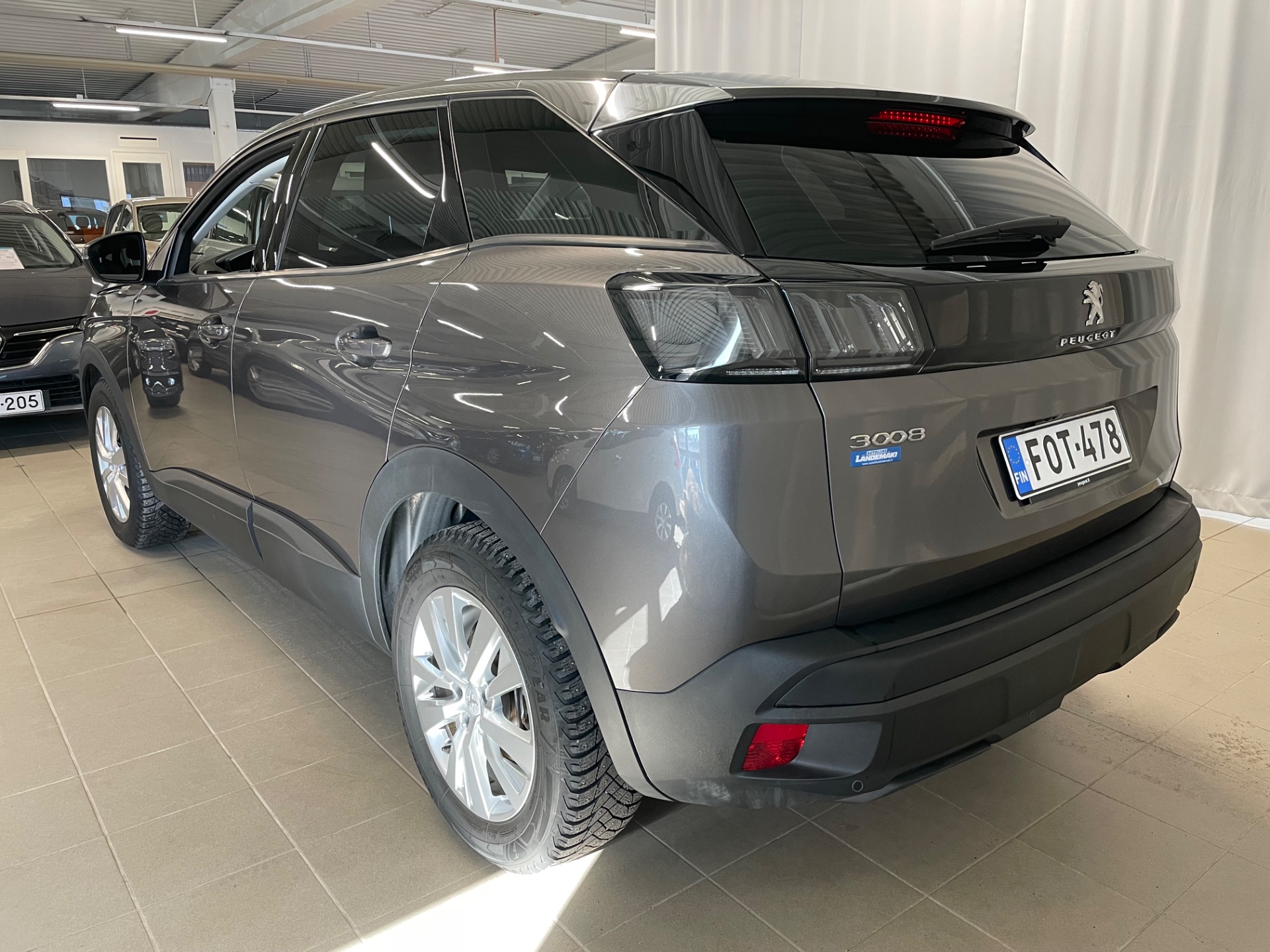 Peugeot 3008 Active Pack Motion PureTech 130 EAT8-automaatti / Täydellinen h-kirja / Korkotarjous 2,99% + kulut