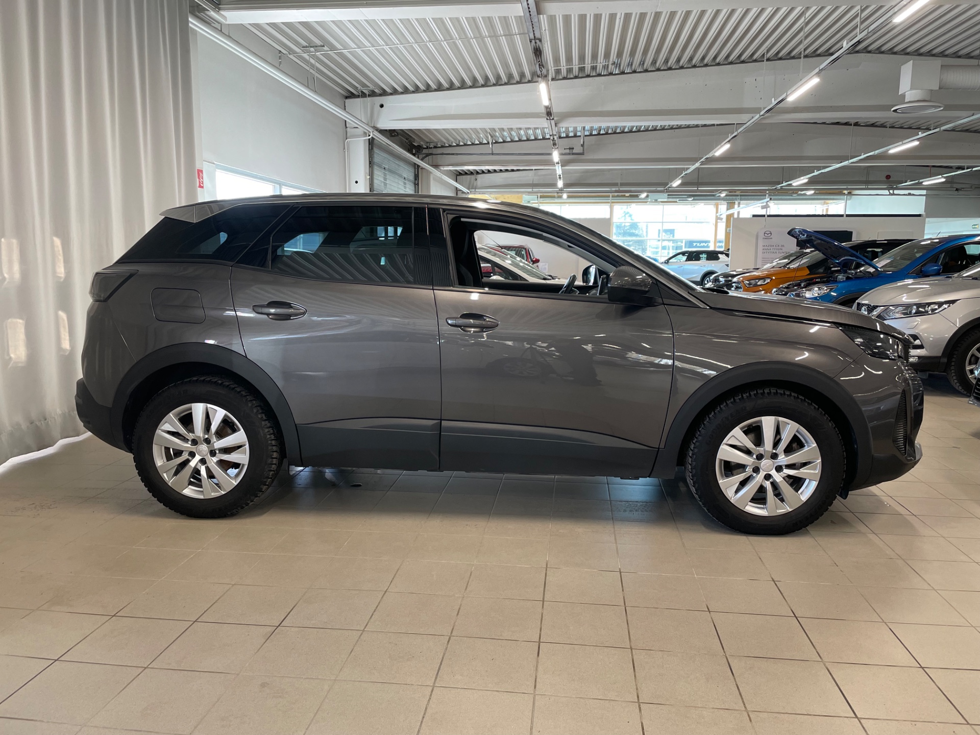 Peugeot 3008 Active Pack Motion PureTech 130 EAT8-automaatti / Täydellinen h-kirja / Korkotarjous 2,99% + kulut
