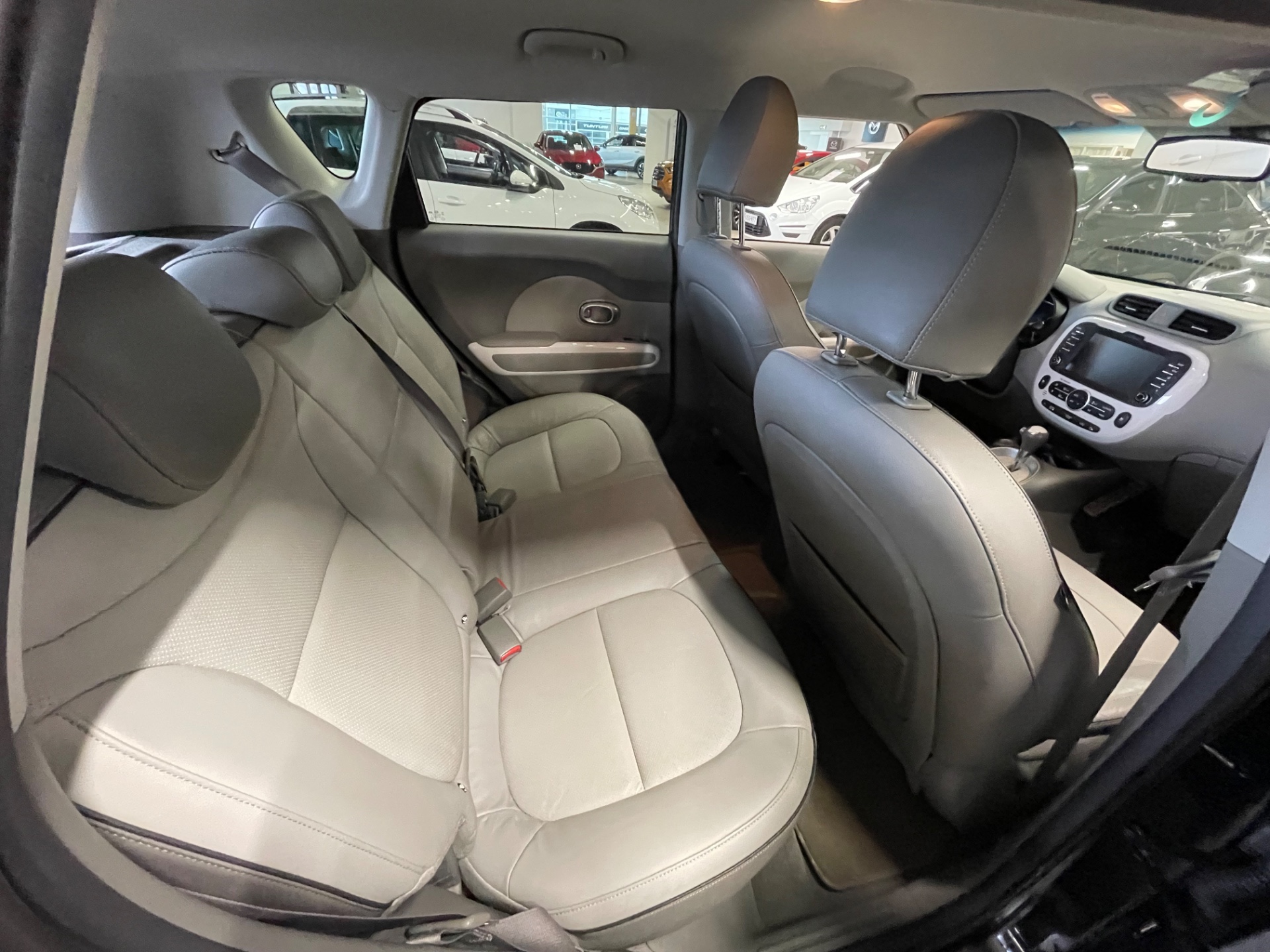 KIA Soul SOUL Electro 27 kWh / NAVI / Peruutuskamera