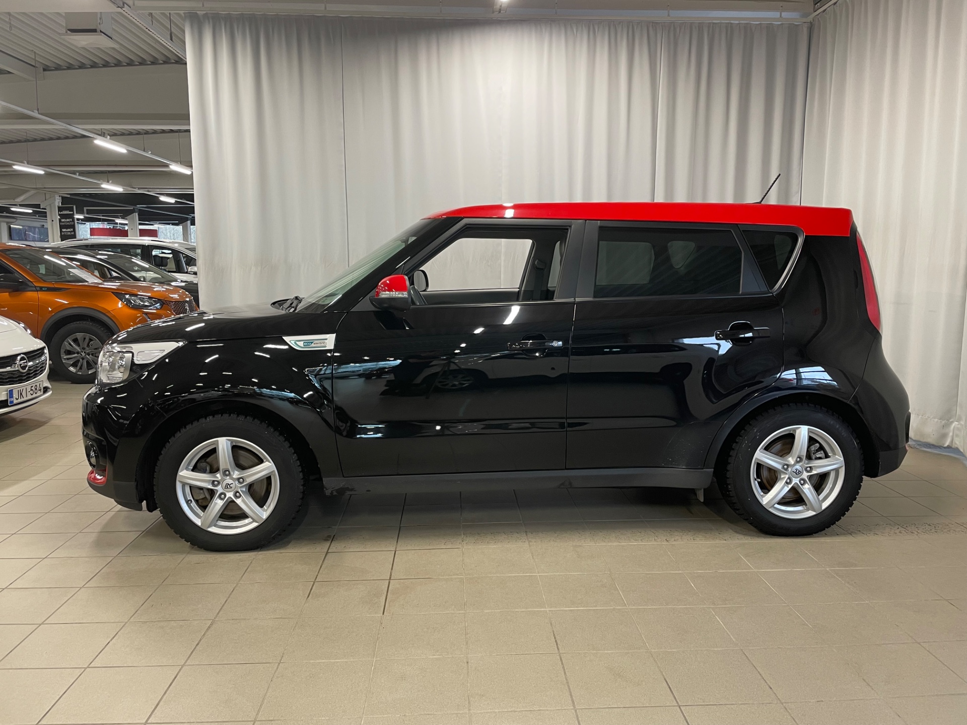 KIA Soul SOUL Electro 27 kWh / NAVI / Peruutuskamera