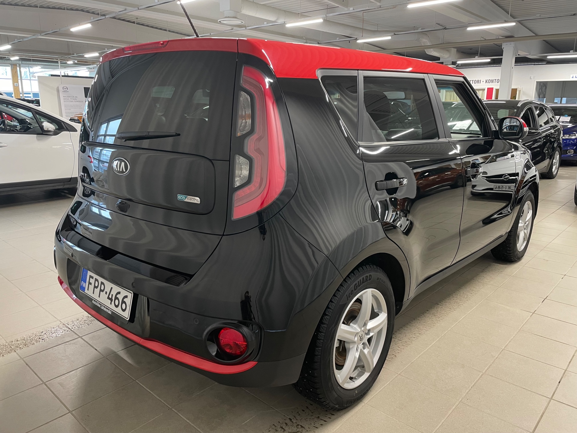 KIA Soul SOUL Electro 27 kWh / NAVI / Peruutuskamera