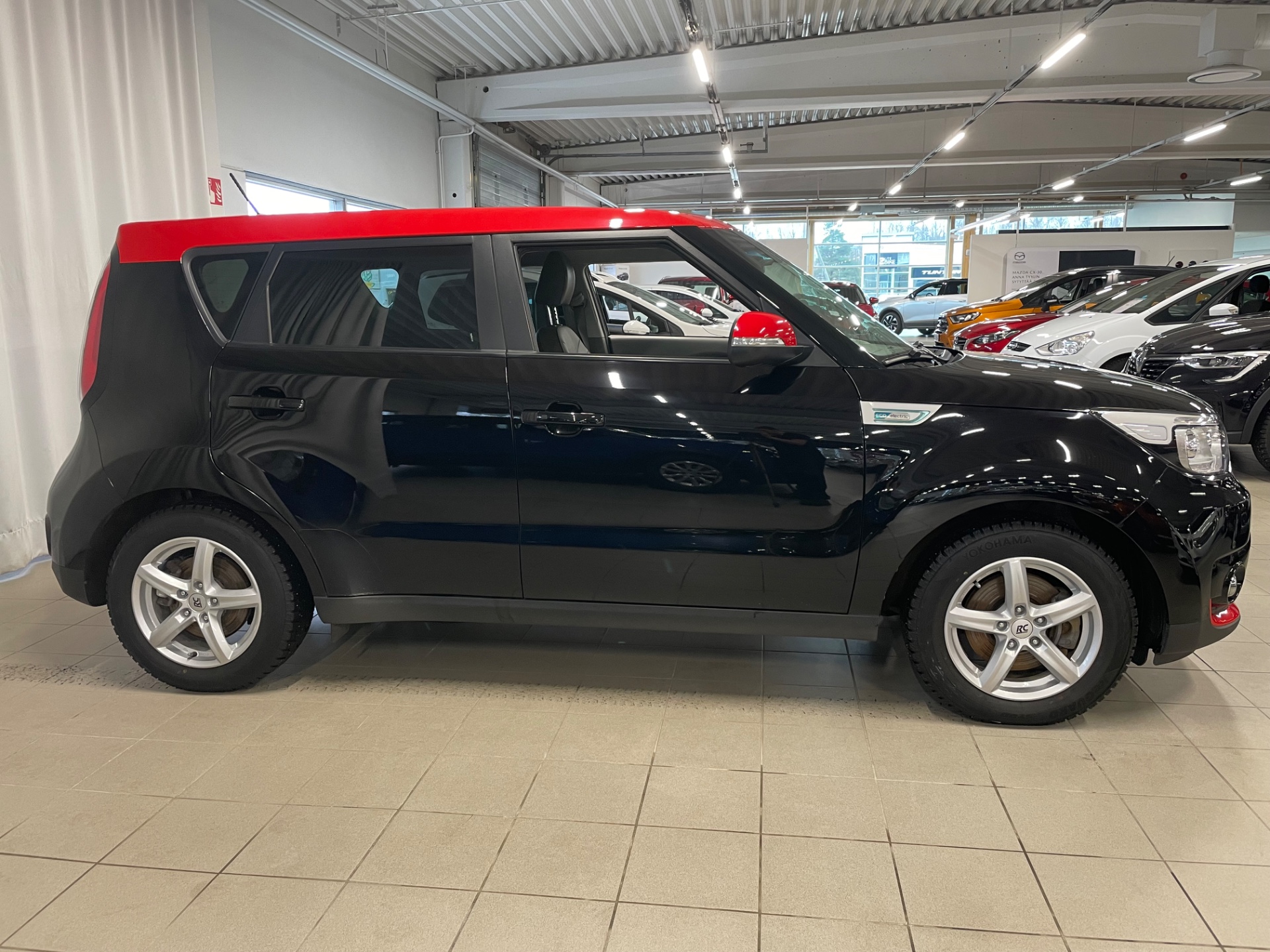 KIA Soul SOUL Electro 27 kWh / NAVI / Peruutuskamera