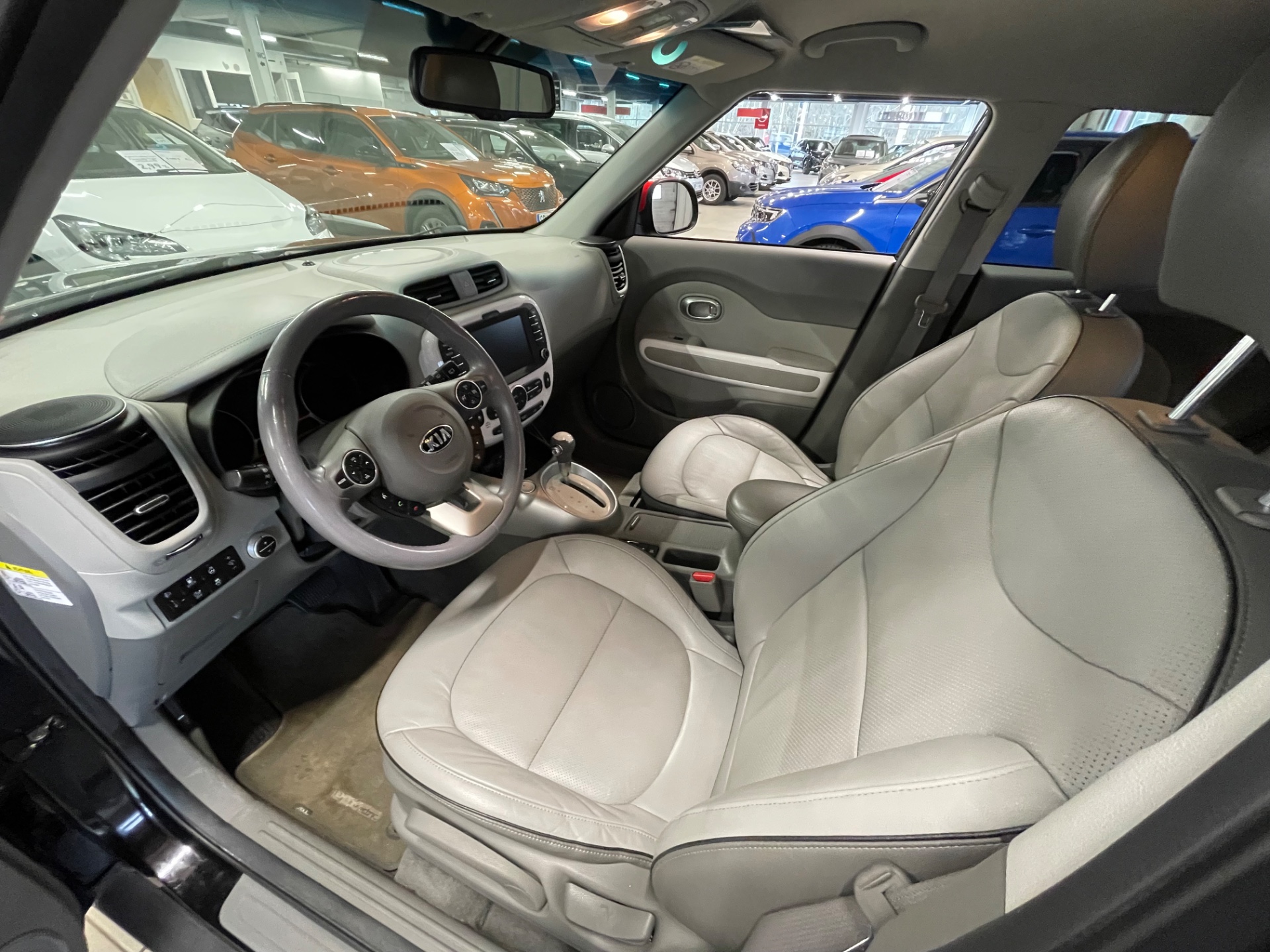 KIA Soul SOUL Electro 27 kWh / NAVI / Peruutuskamera