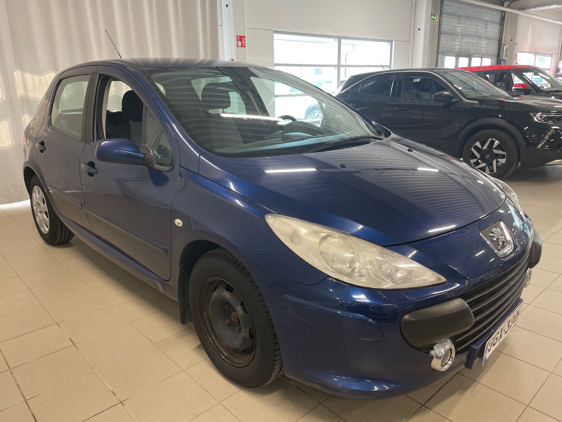 PEUGEOT 307 1,6 5d Business