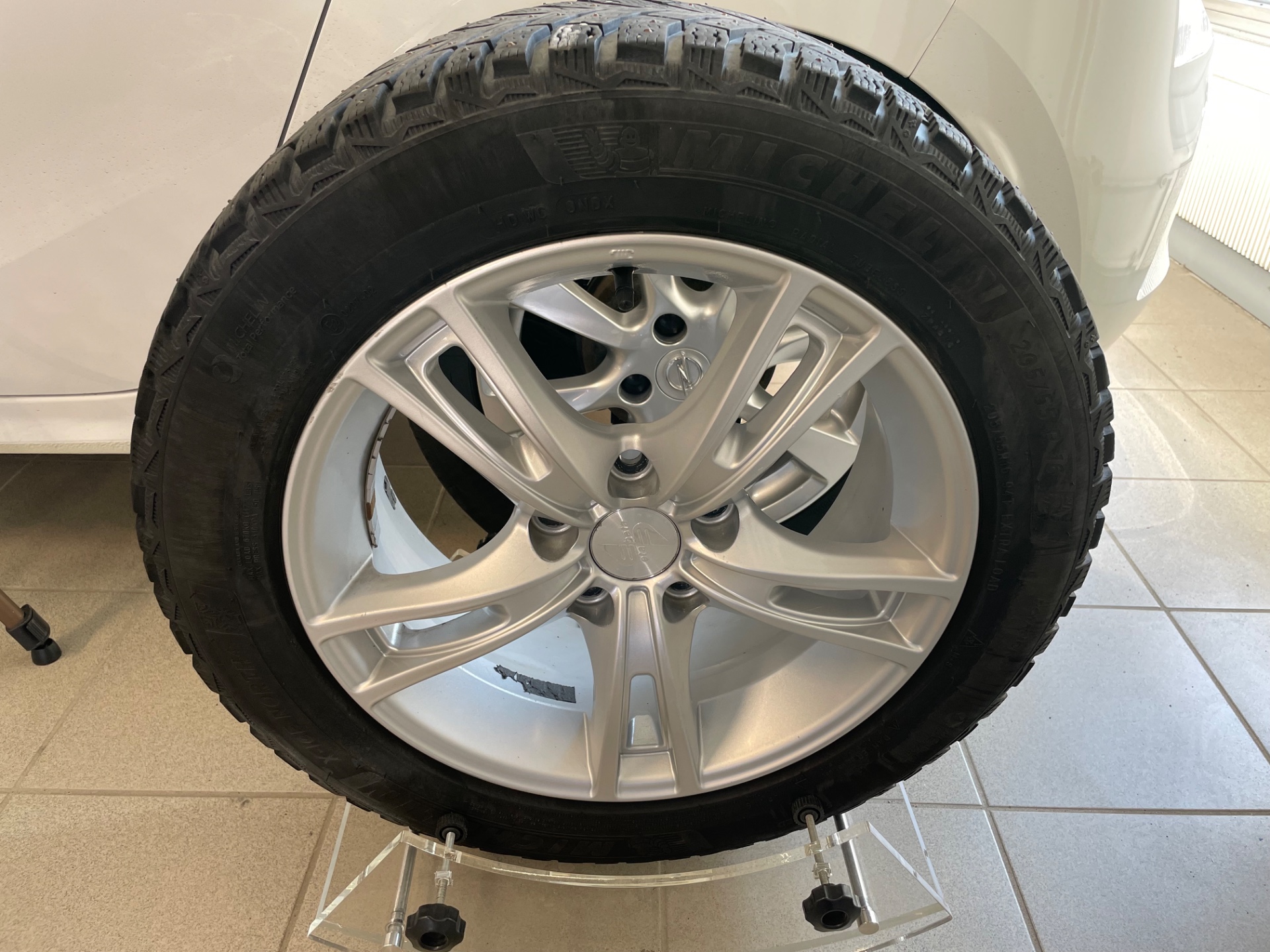 Skoda Octavia Combi 1,6 TDI Edition DSG Autom. / Juuri kattavasti huollettu ja tuulilasi vaihdettu 6/2025