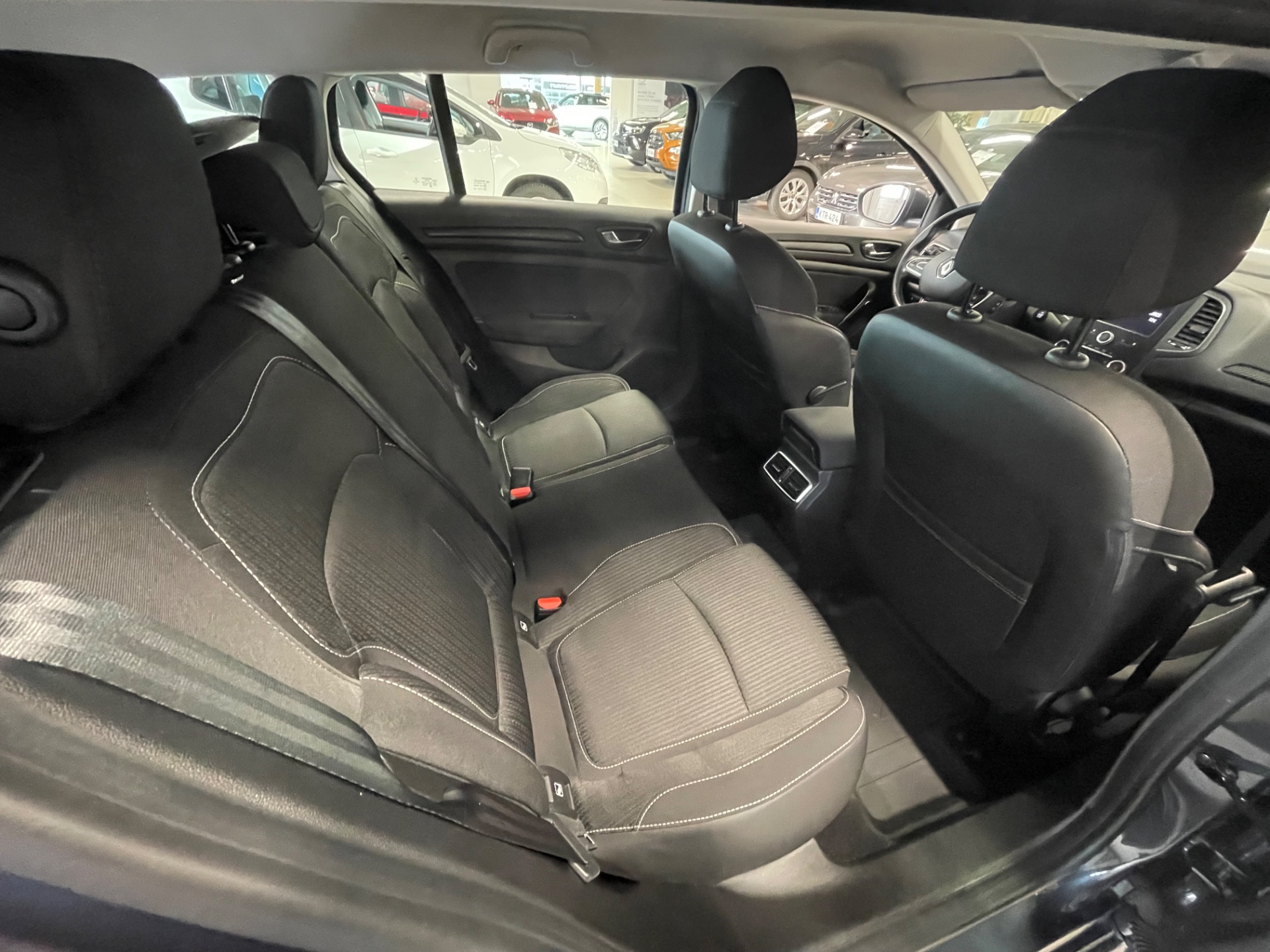 RENAULT MEGANE Sport Tourer TCe 130 Zen