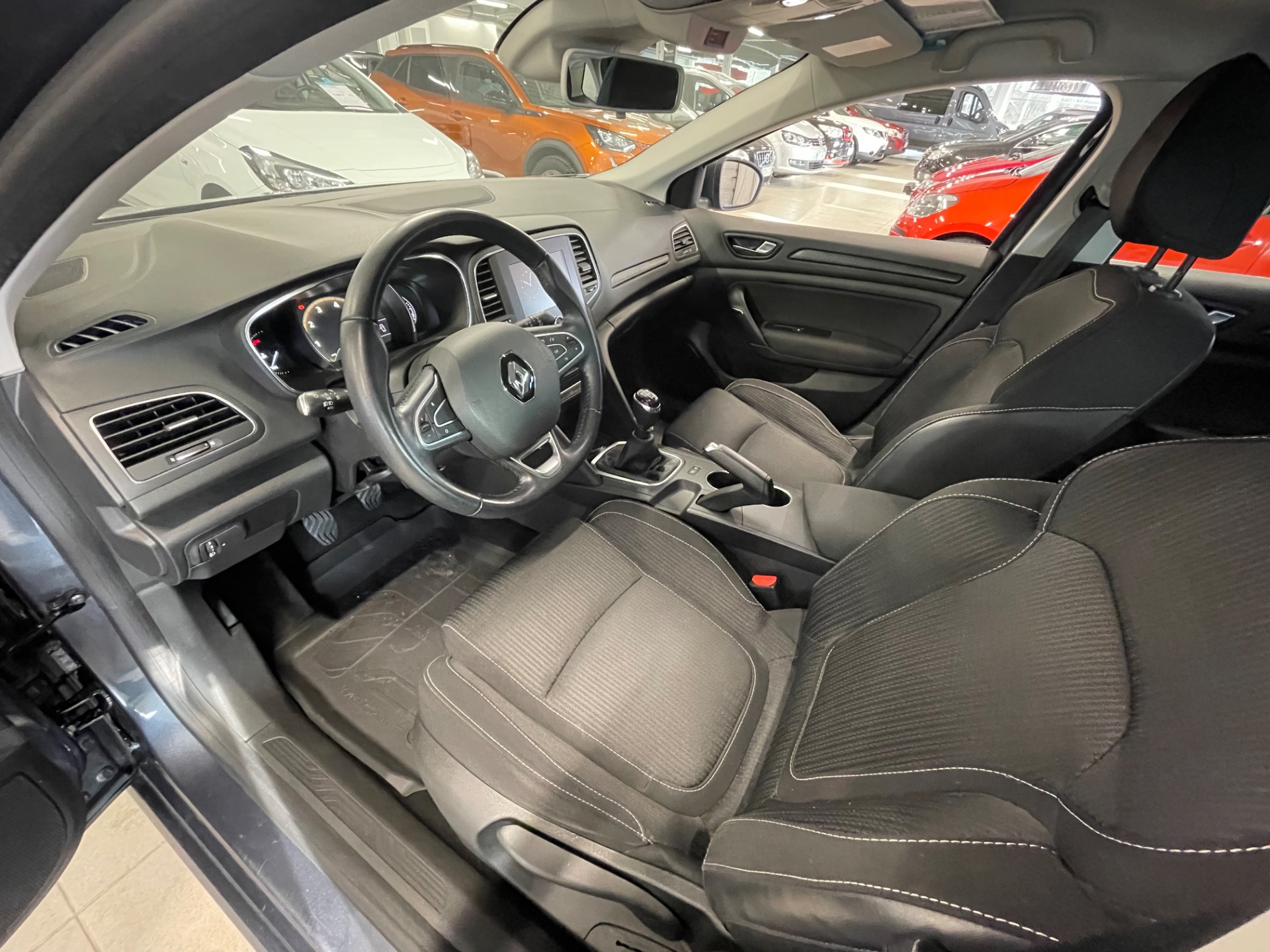 RENAULT MEGANE Sport Tourer TCe 130 Zen