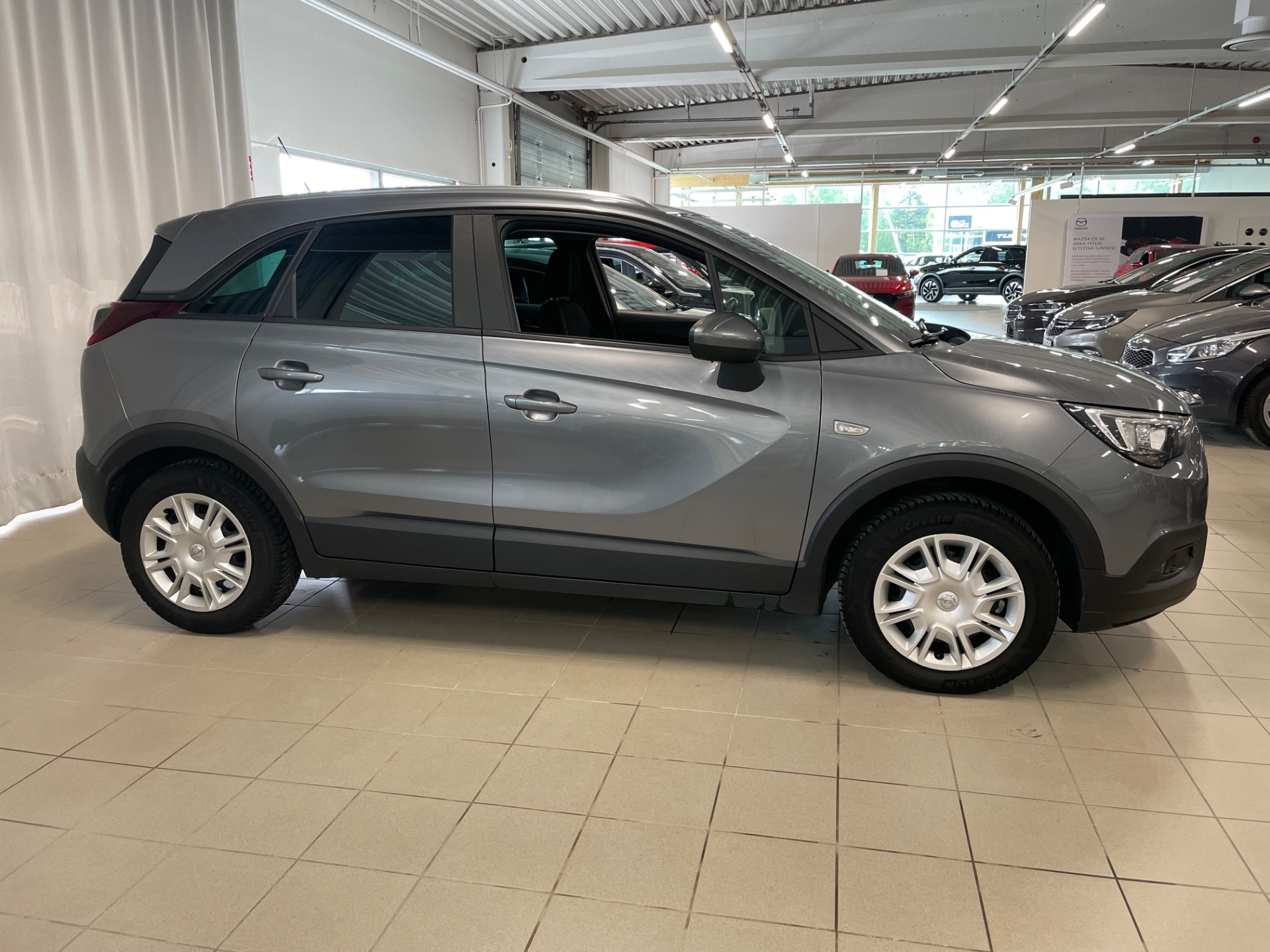OPEL CROSSLAND X Enjoy 1,2 Turbo ECOTEC S/S 81 kW MT6 / Täydellinen h-kirja / Hihna vaihdettu / 1-omistaja / Kamera