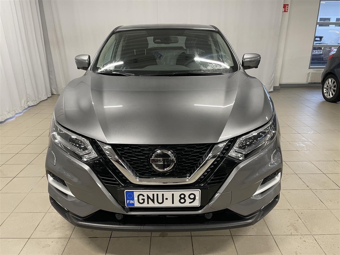 NISSAN QASHQAI DIG-T 140 N-Connecta 2WD 6M/T LED / 1-omistaja / Vetokoukku / Täydellinen h-kirja / 360 kamera /