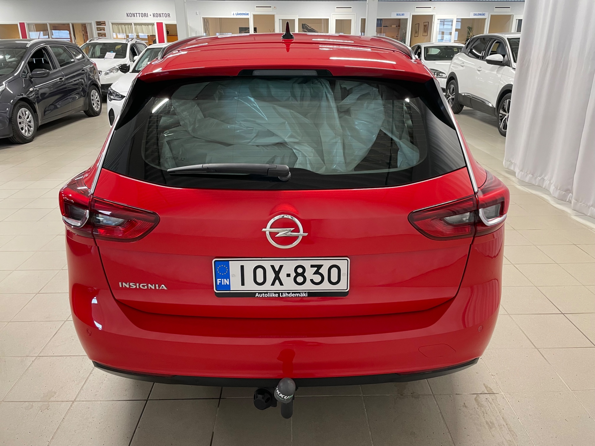 OPEL Insignia Sports Tourer Comfort 140 Turbo / Sähkötoiminen takaluukku / Intelliux led ajovalot