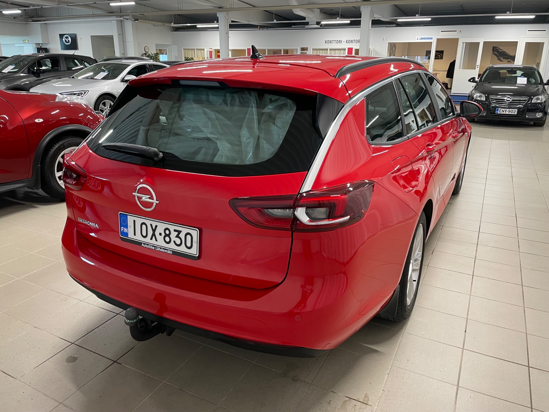 OPEL Insignia Sports Tourer Comfort 140 Turbo / Sähkötoiminen takaluukku / Intelliux led ajovalot