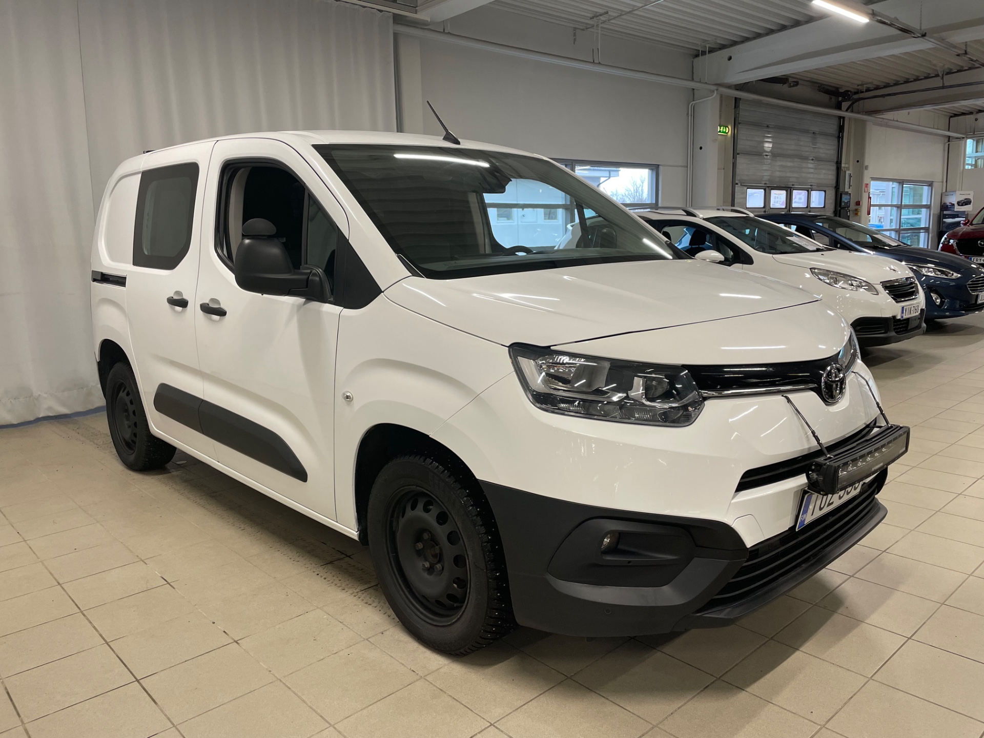 Toyota Proace CITY Active L1 1,5D 100 / ALV-vähennyskelpoinen / Jakohihna vaihdettu /
