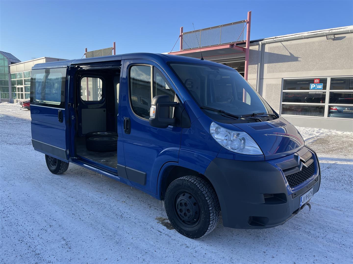 CITROEN JUMPER HDi 110 33 L2H1 / 1-omistaja / Huollettu ja katsastettu / Webasto / Vakkari / Vetokoukku